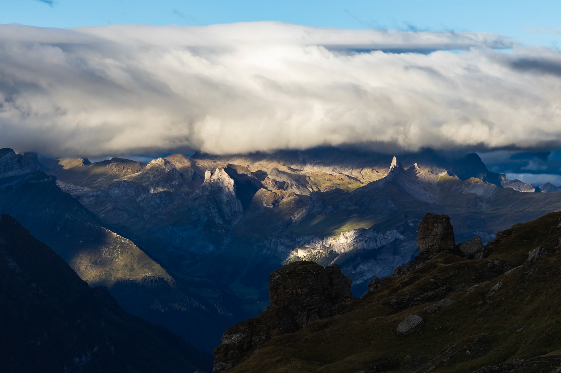 Sunrise in the Alps – A Majestic Start to the Day in the Heart of the Mountains
