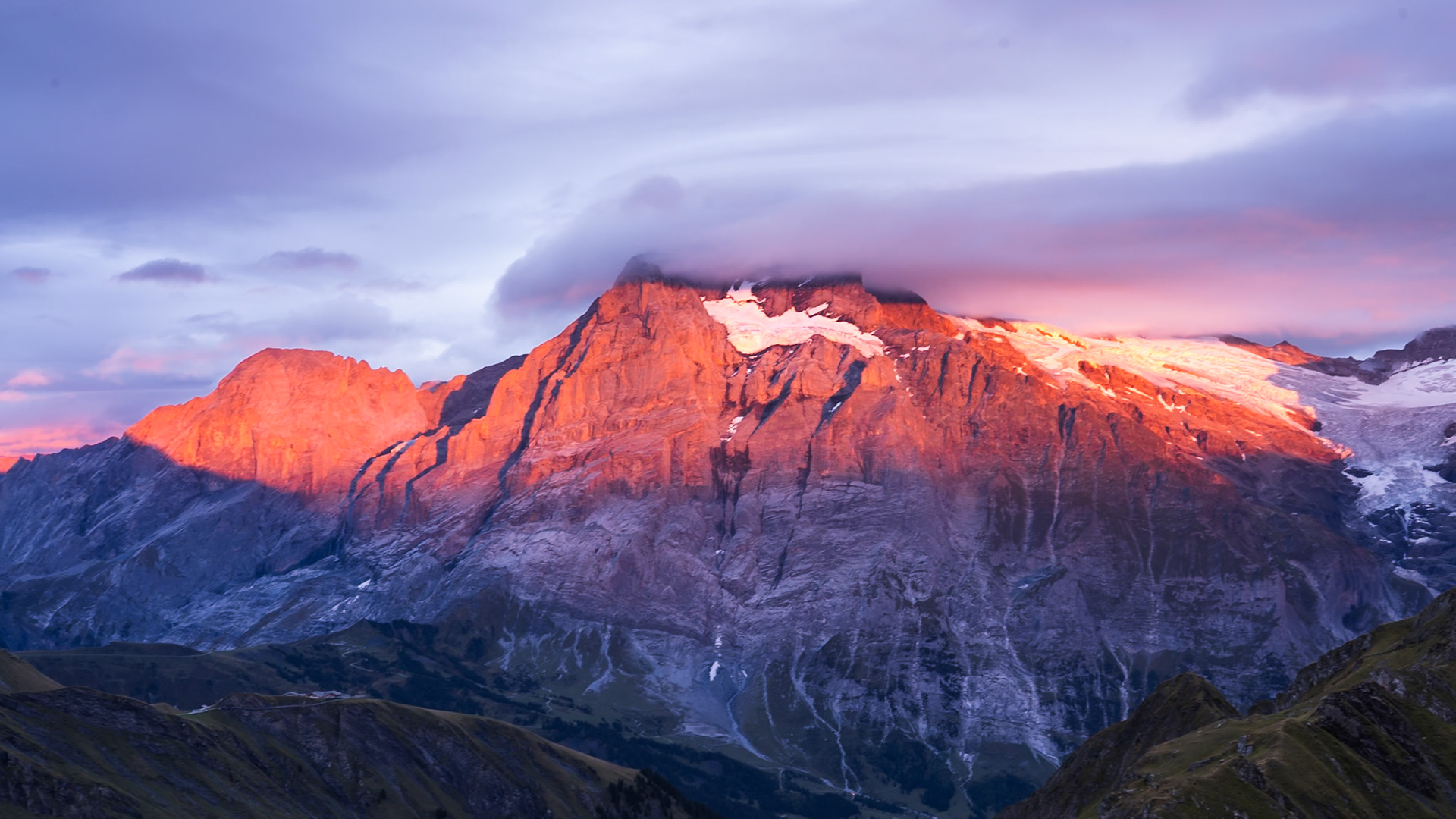 Sunset in the Eiger Region – Breathtaking Views of the Jungfrau Region