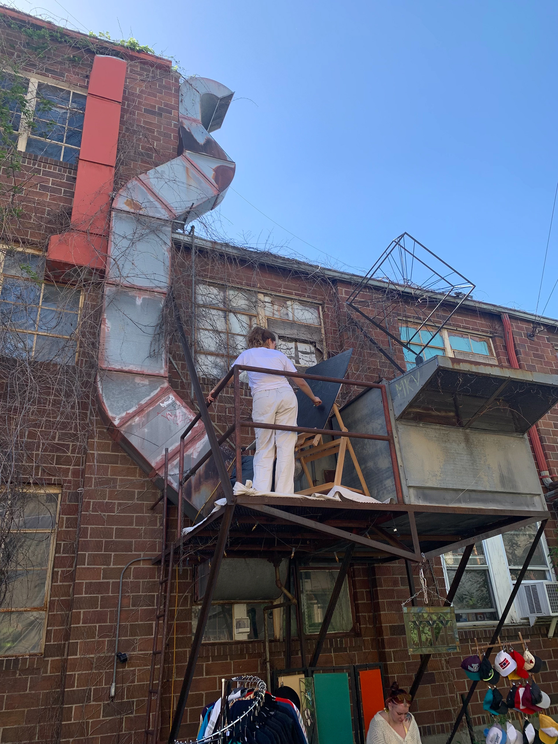 "Bird's Nest" location for live painting