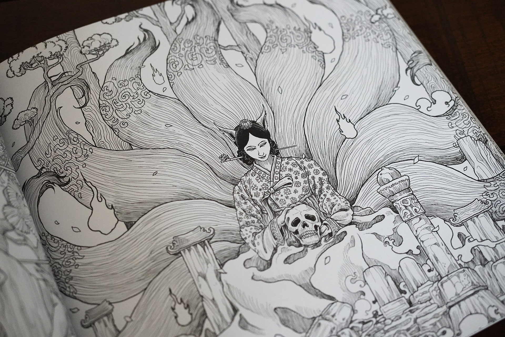 Mythic World by Kerby Rosanes: 9780593186022 | : Books