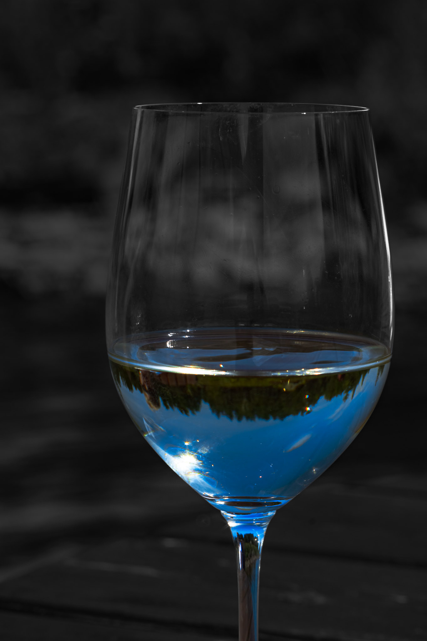 Ou wine? Shot with: Nikon D5200 + Vivitar 85-205mm.