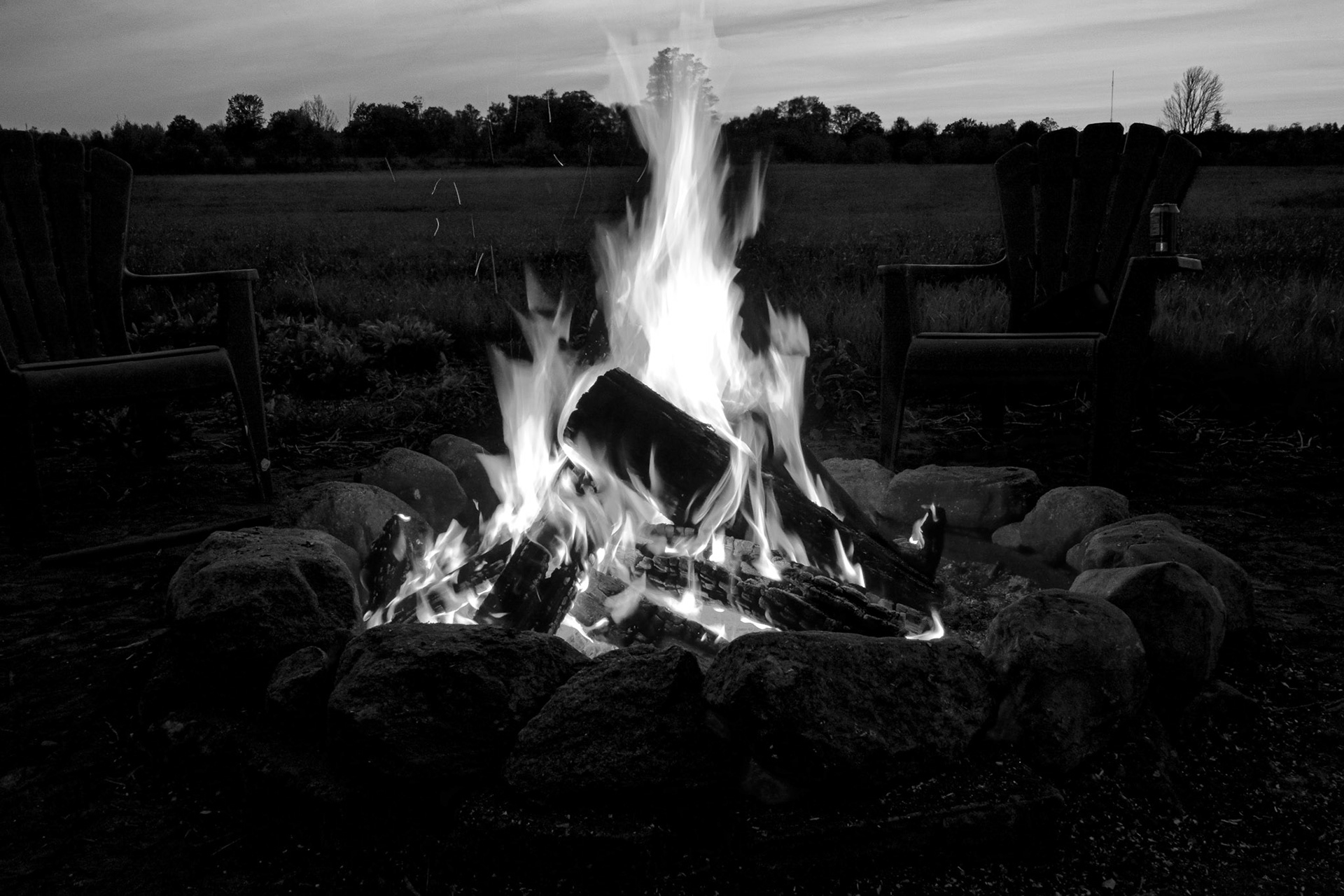 DIY (Night Version) - Black and White; Shot with: Nikon D5200 + Tamron 10-24mm.