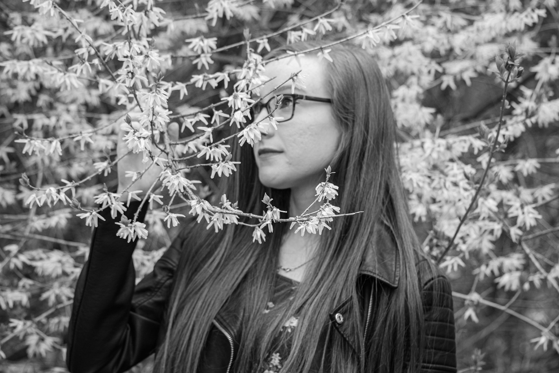 Spring Snapshot - Black and White; Shot with: Nikon D5200 + Sigma 70-300mm.
