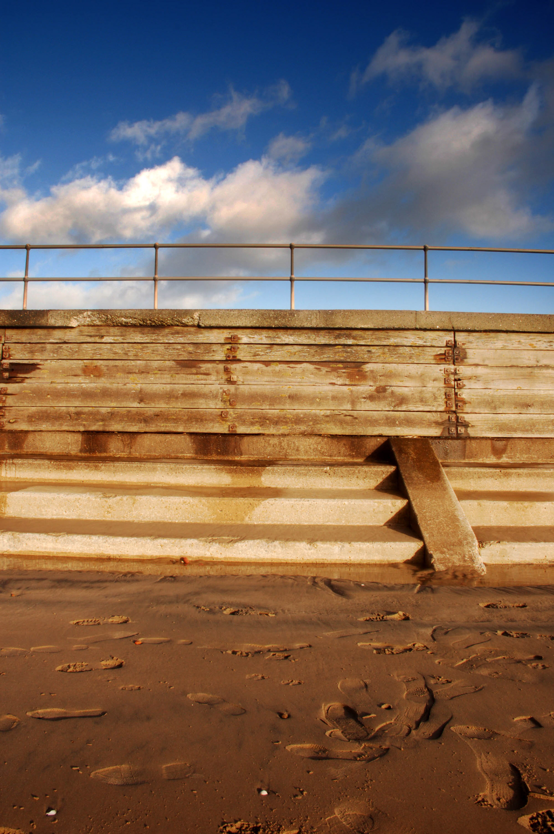 Traces on the Shore, Crosby