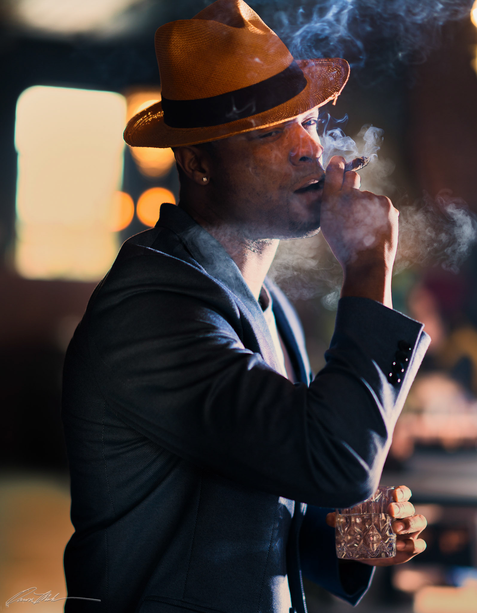 Articulate Light Series by Aaron Mahlon