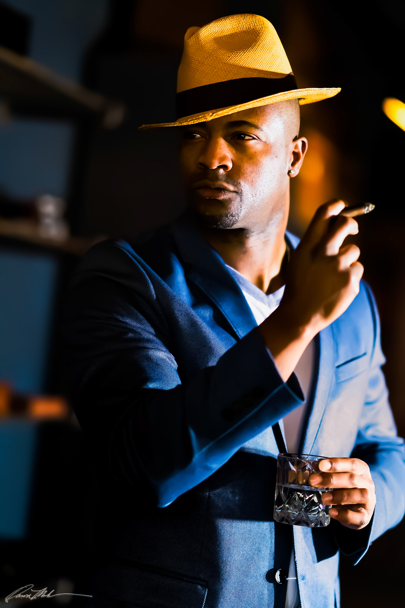 Articulate Light Series by Aaron Mahlon