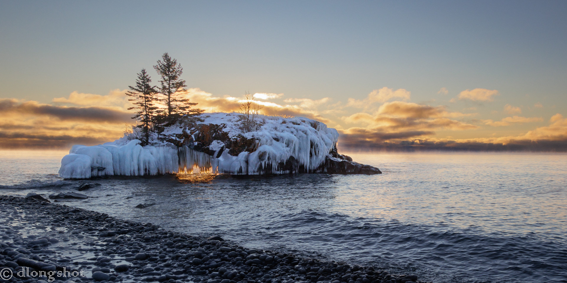 Hollow Rock Sunrise on Lake Superior