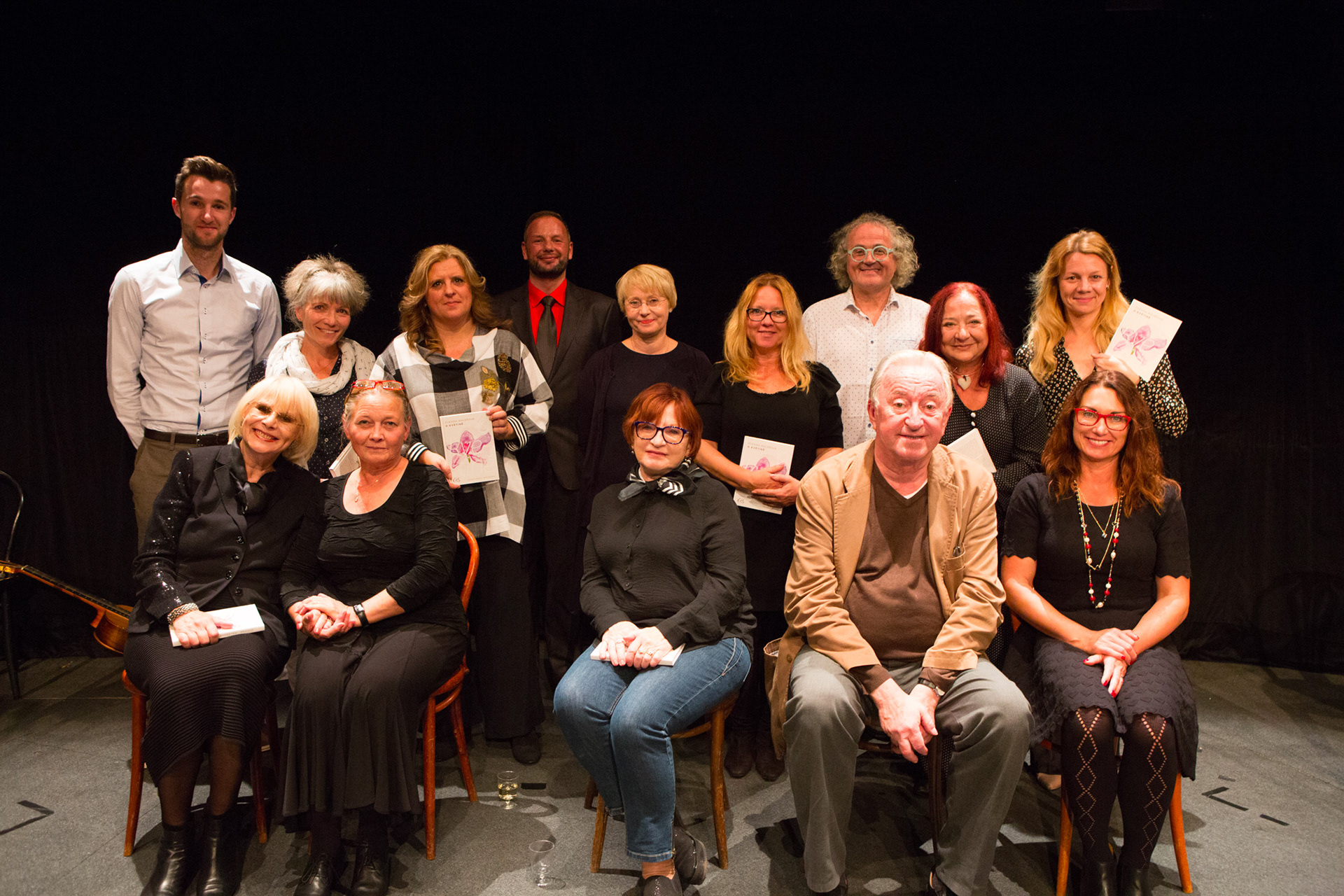 Křest knihy O květině, Ypsilonka 2017, M. Drahokoupilová, J.Preissová, J.Synková, J.Lábus, I.Dušková, J.Mílová, T.Pokorná, J.Jiráň, L.Molínová, M. Randová a další