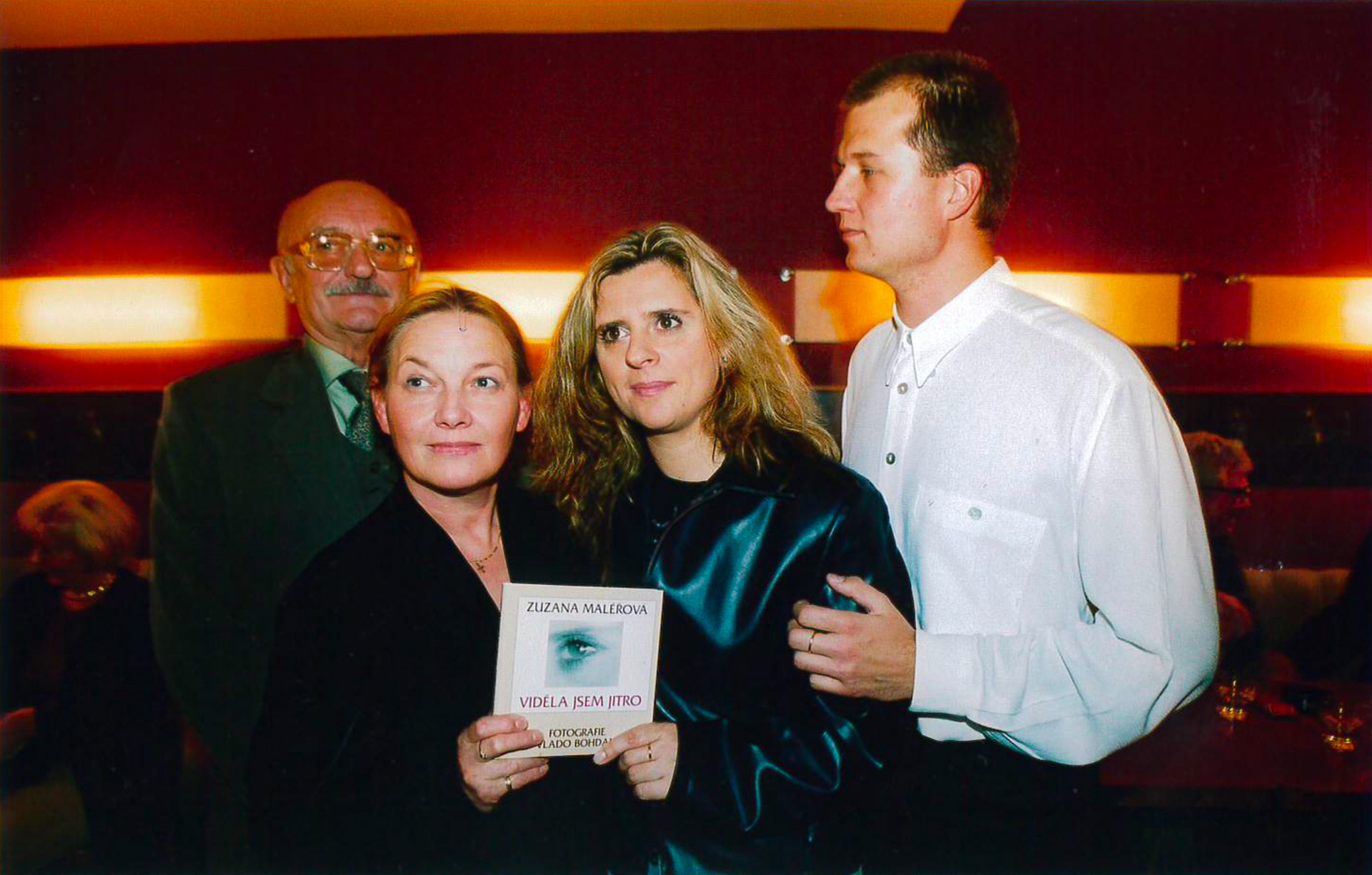 Křest knihy Viděla jsem jitro 2002, Josef Somr, Jana Preissová, Z.M., Vlado Bohdan