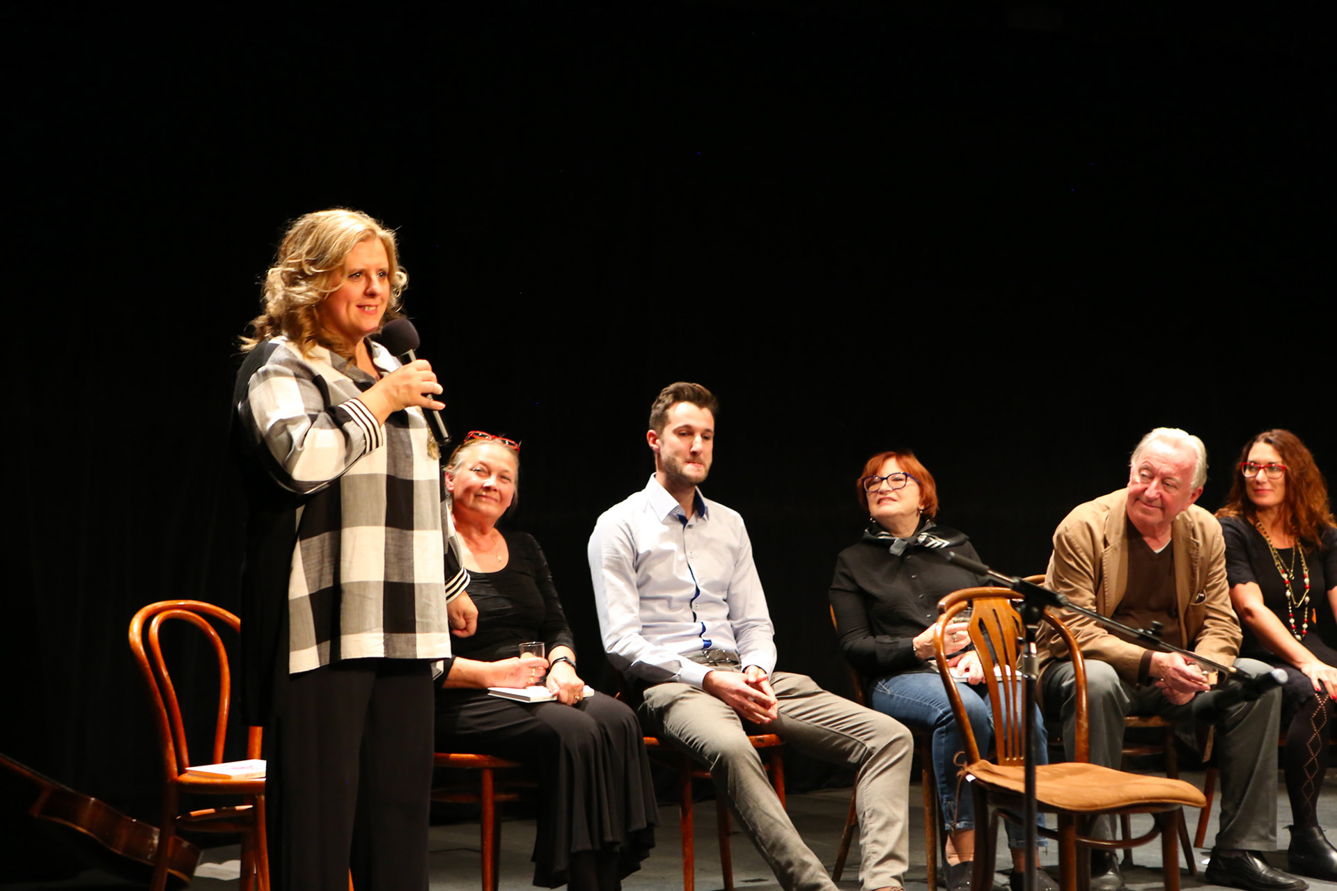 Křest knihy O květině, Ypsilonka 2017, Z.M., J. Preissová, M.Hanousek, J.Synková, J.Lábus, K.Dvořáková