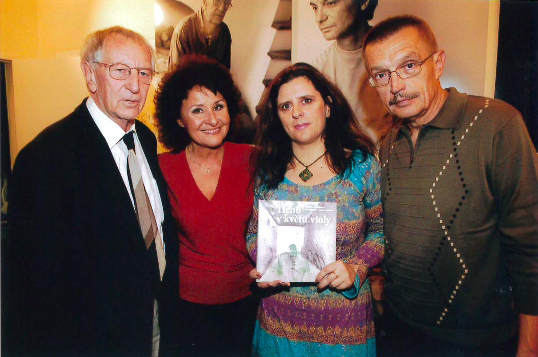 Křest knihy Ticho v květu Violy, Divadlo Viola 2007, Lubomír Kostelka, Jitka Zelenková, Z.M., Emil Viklický