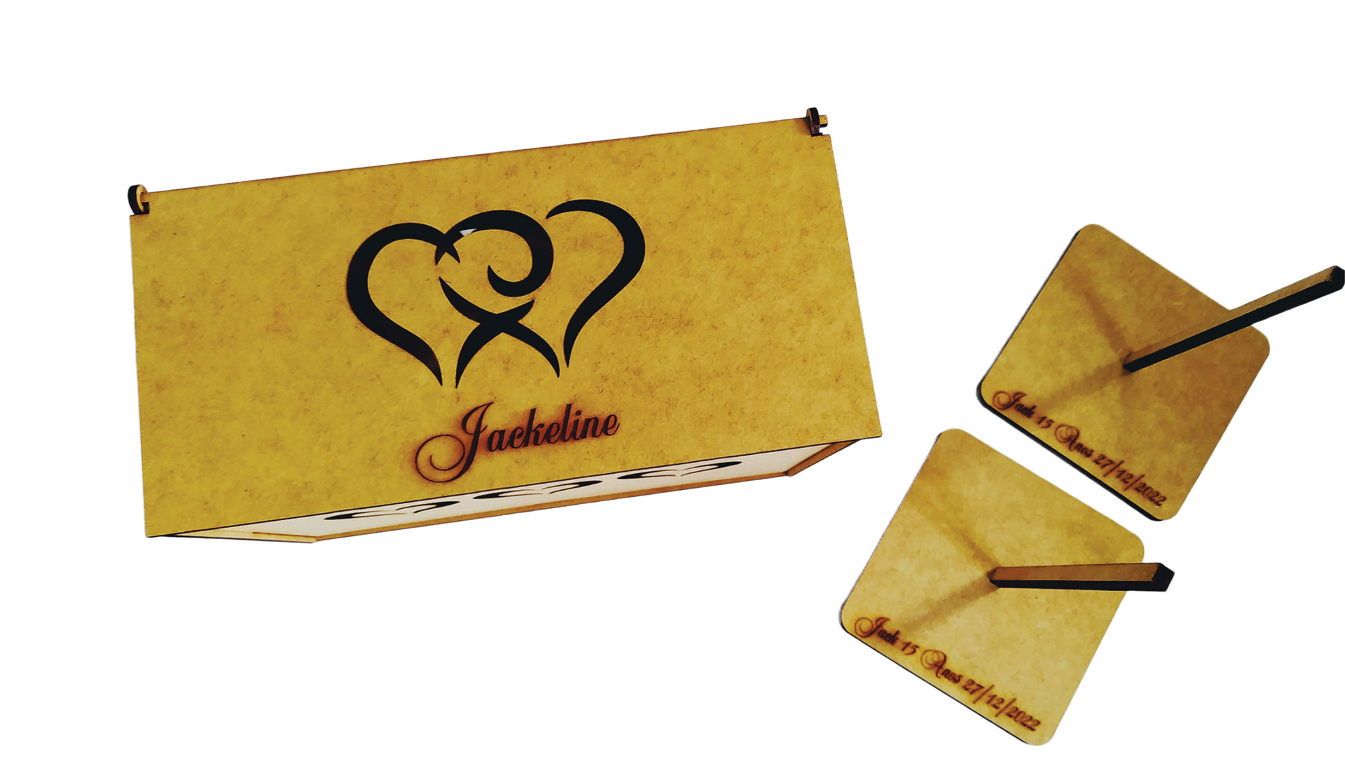 Caixa Personalizada Coração para Casamento e Festas Debutante