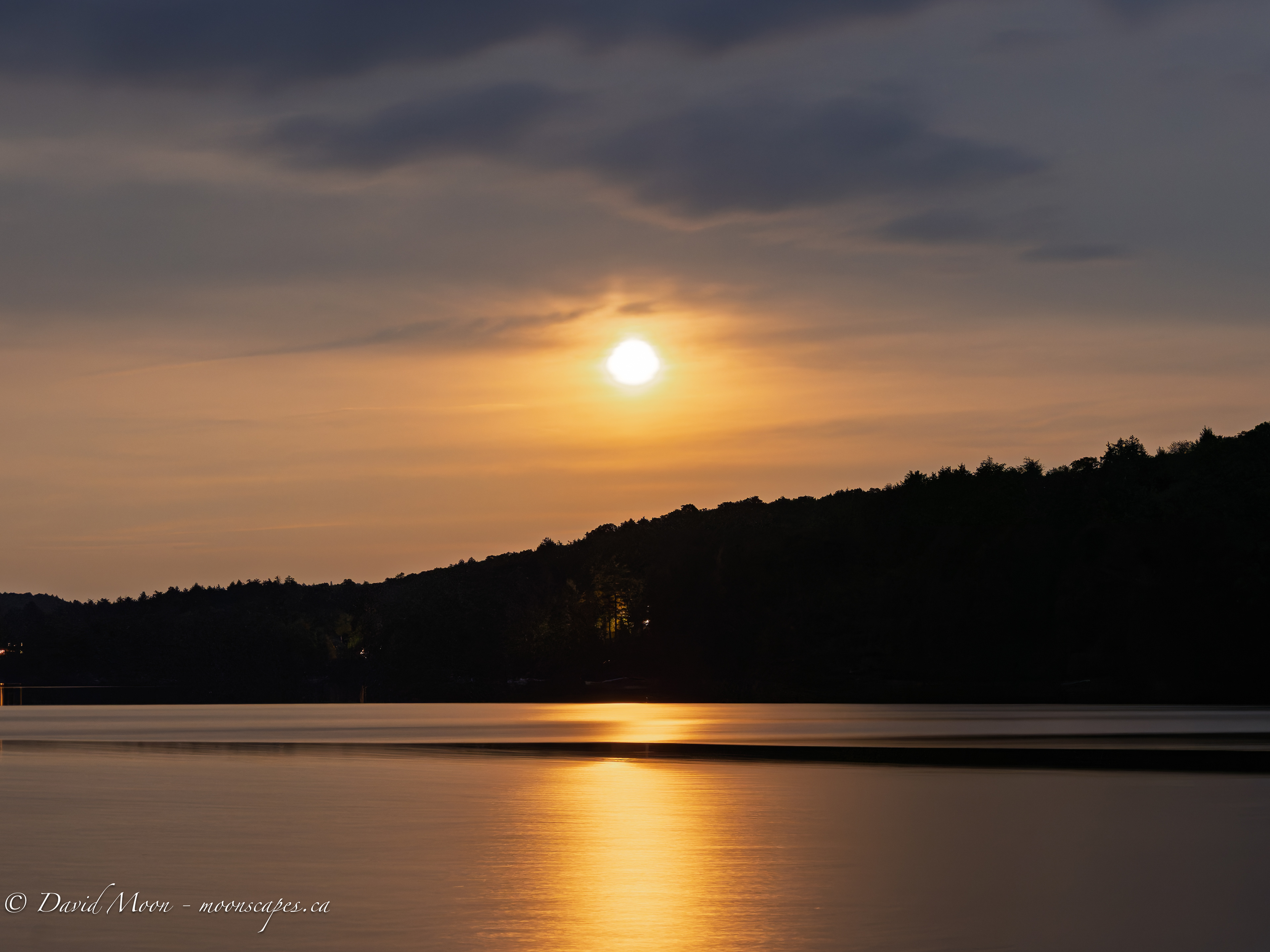 August 9, 9:48 PM - 31mm, 20 sec at f/4.0, ISO 800