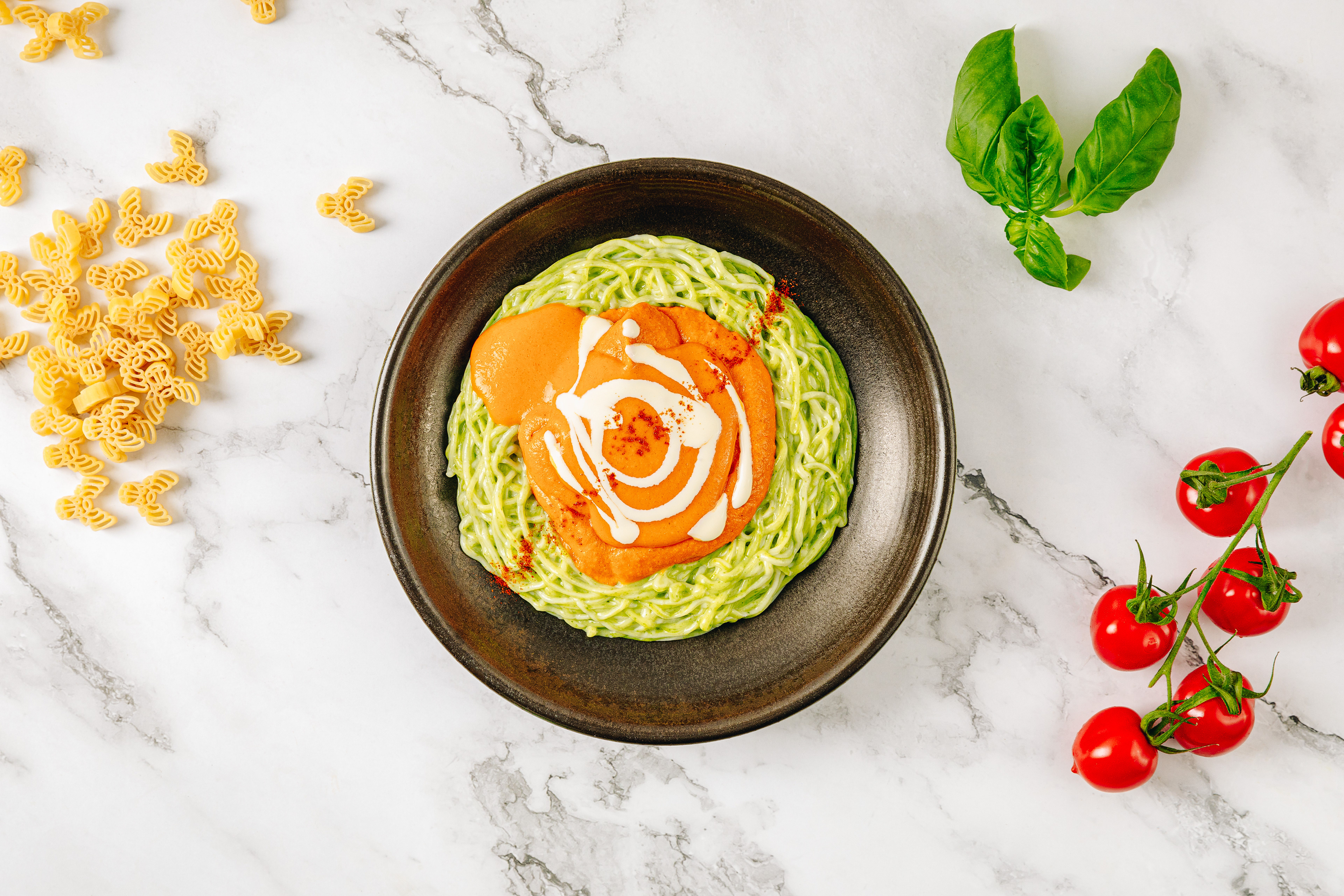 Pasta with tomato sauce