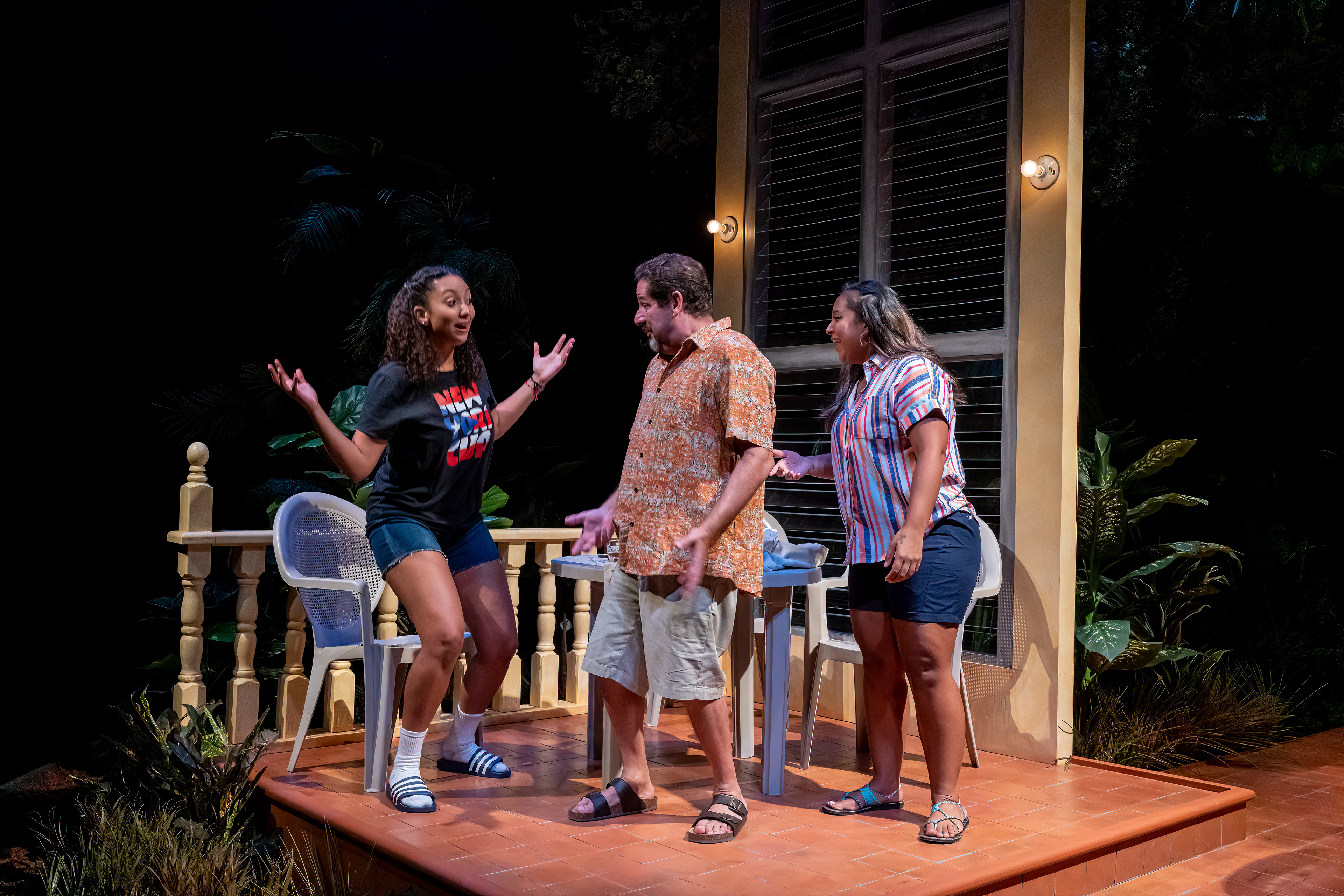 Angela Reynoso(Maria), Pedro Bayon(Manolo) and Jessy Minson(Iris)