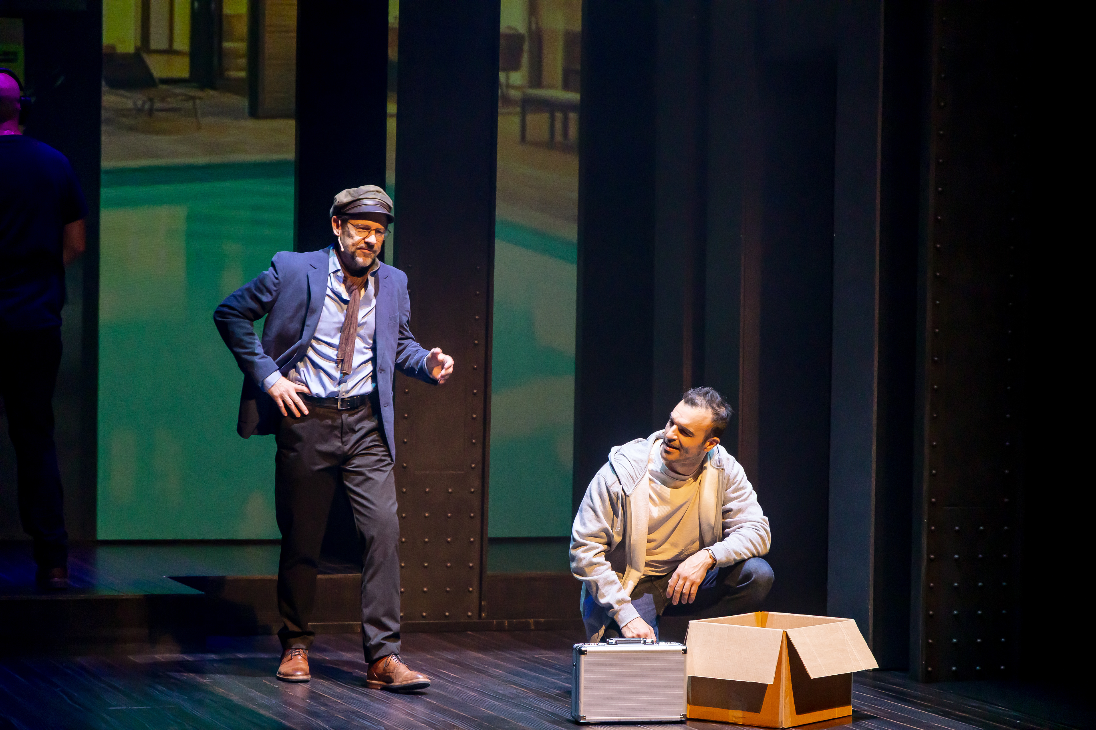 Marvin (Brian Vaughn), Ryan (Alex Purcell)