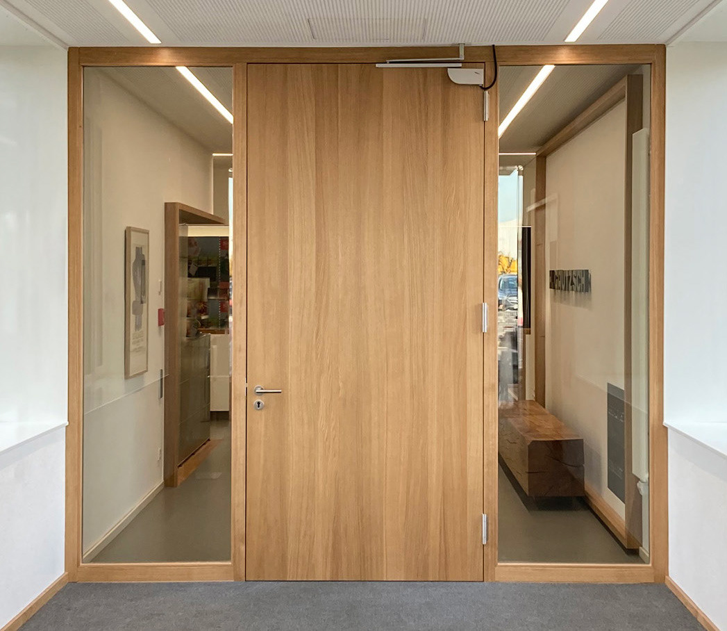 Gautzsch, automatische T30/RS Emngangstür, Burhoff + Burhoff Architekten, 2020