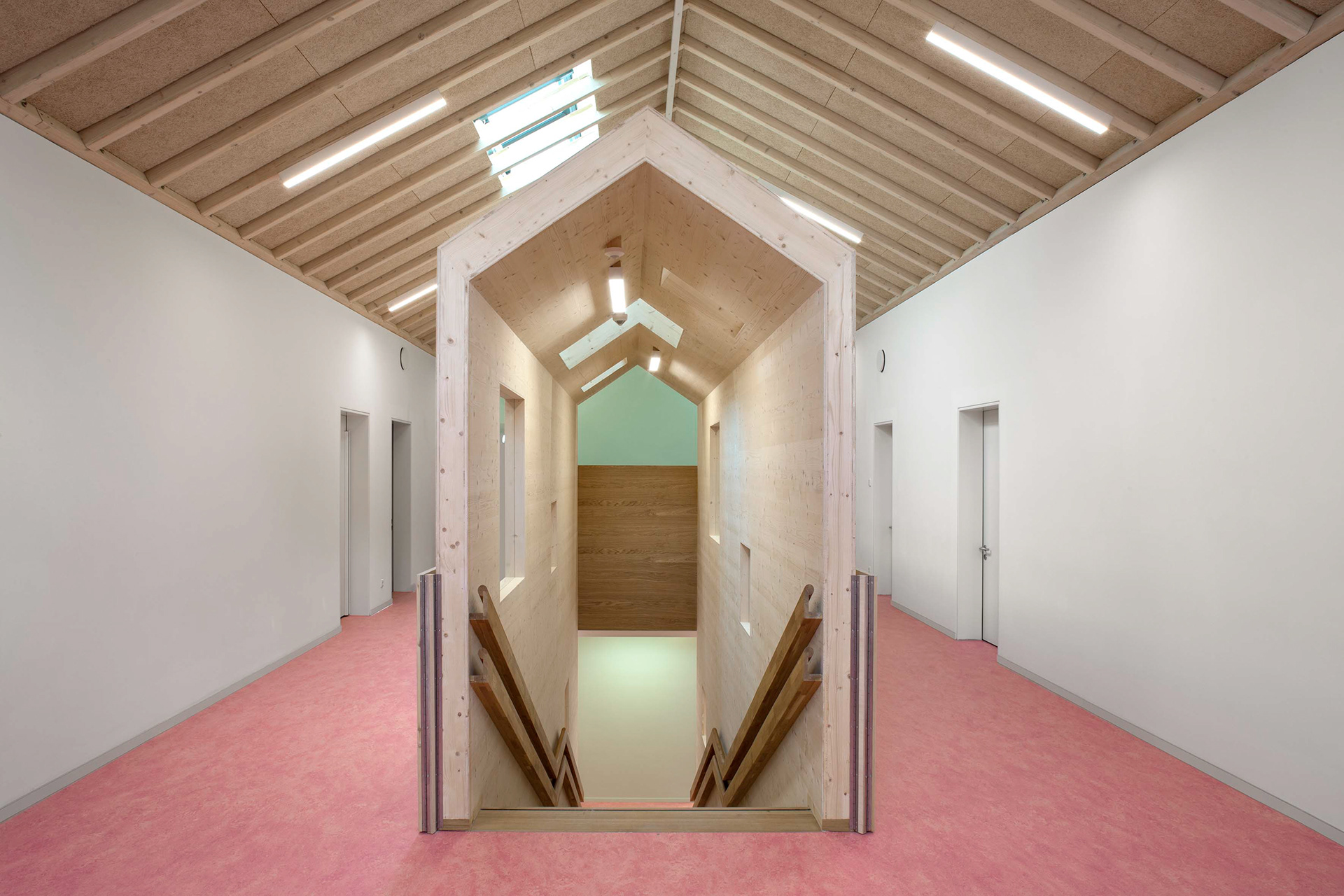 Kita Fischerstrasse, Innentüren, Treppenhaus u.a. Stadt Bochum - Architekten Reiser + Partner - 2021