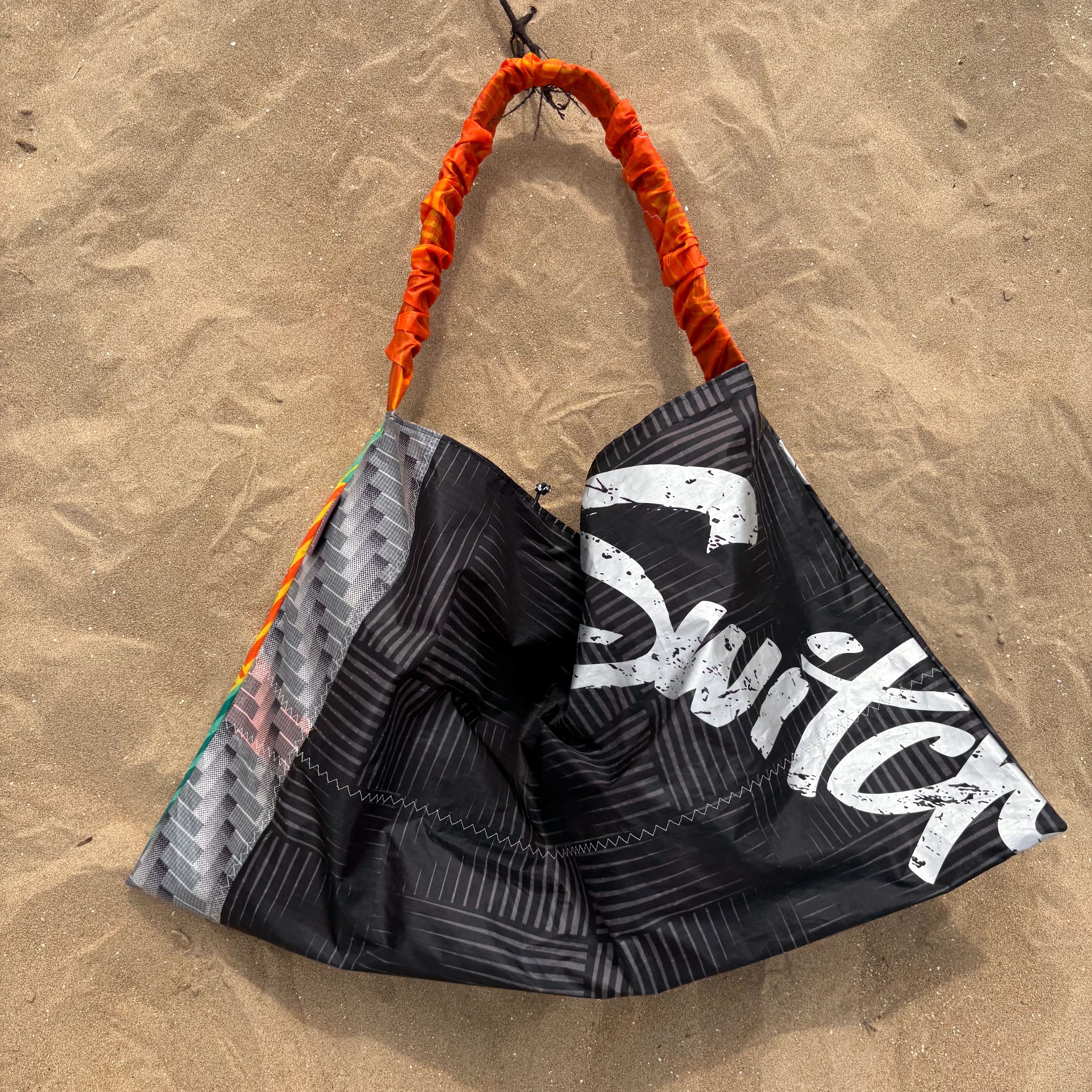 Kite: Cabrinha Switchblade