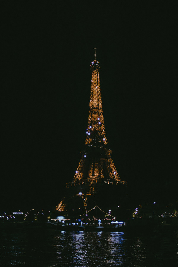 Eiffelturm in der Nacht