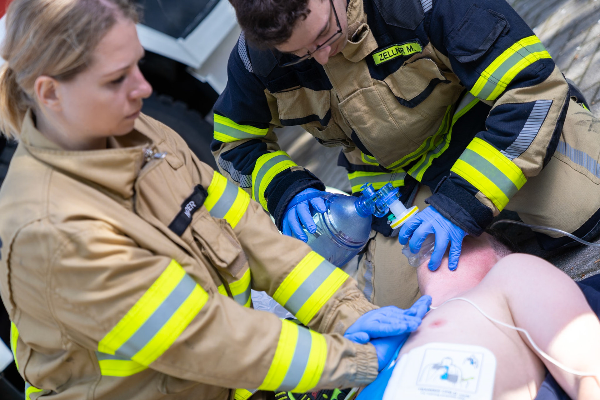 Life support in fire services