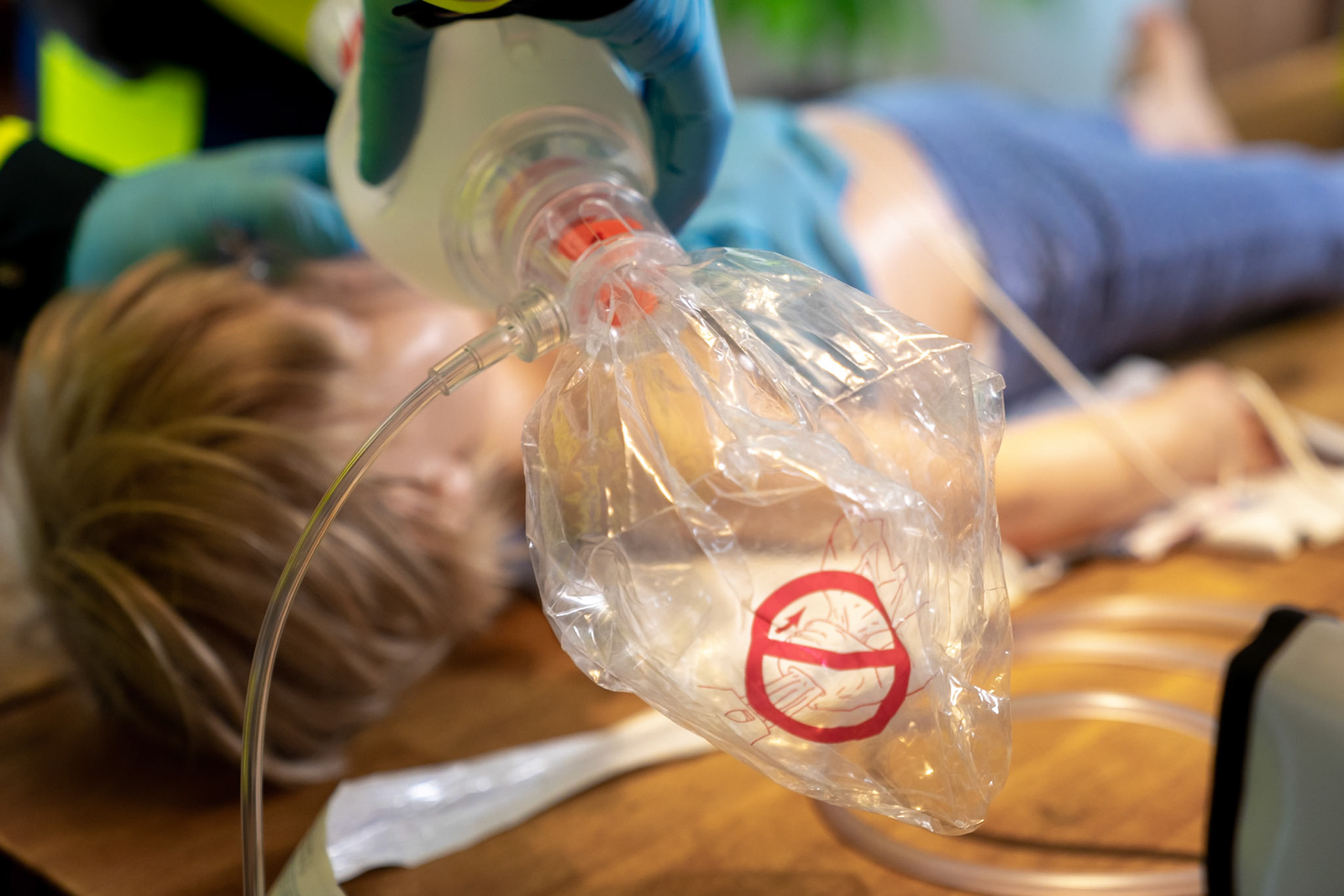 Oxygen collector in ems