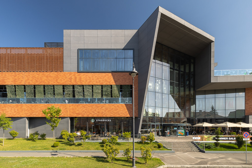 Fotografie retail si comercial pentru Promenada Sibiu.