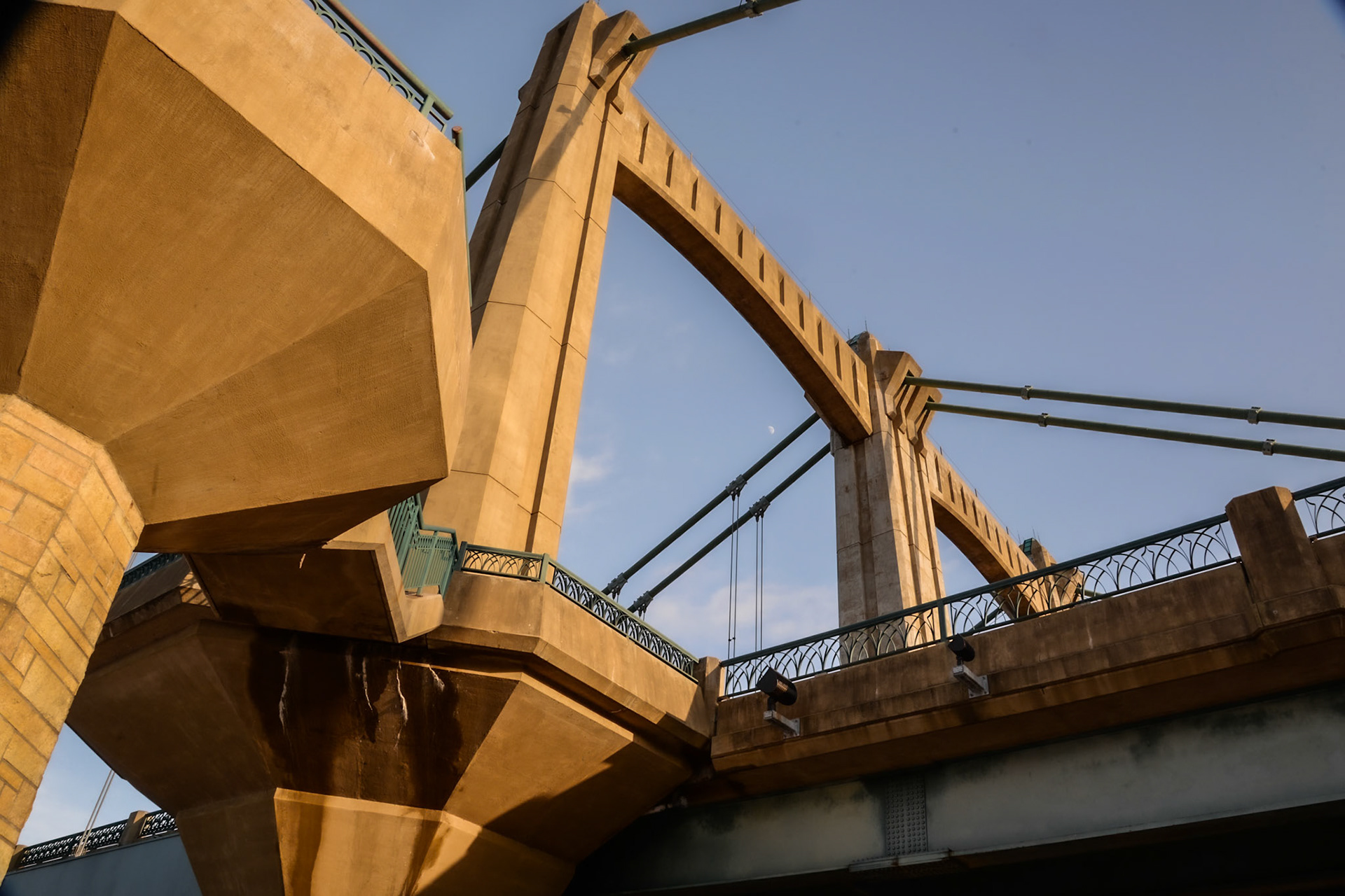 Hennepin Ave Bridge