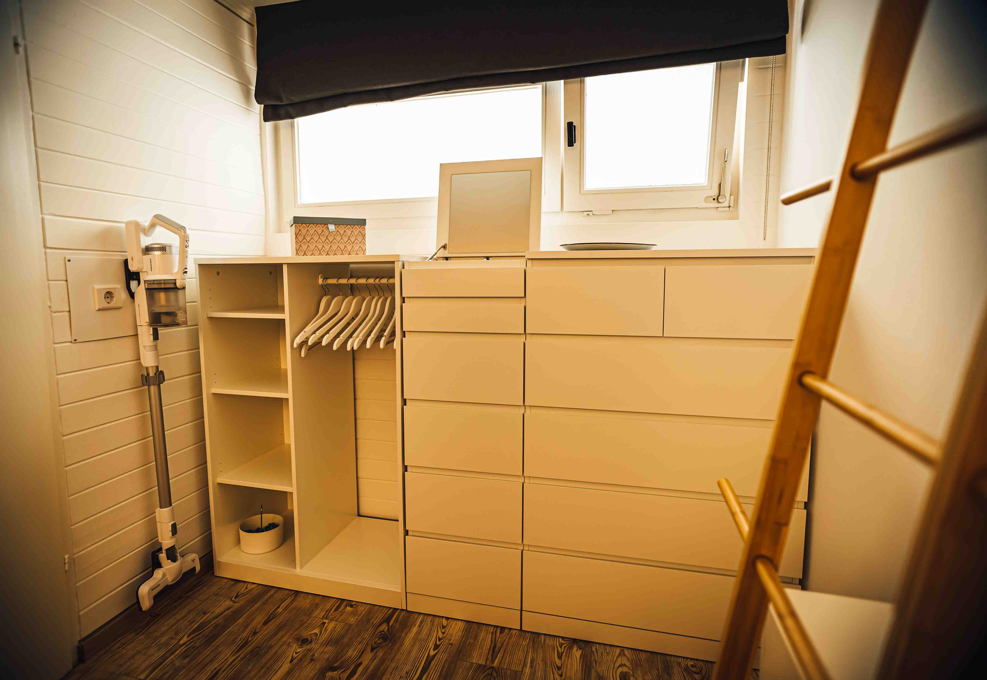 bedroom with dressing room