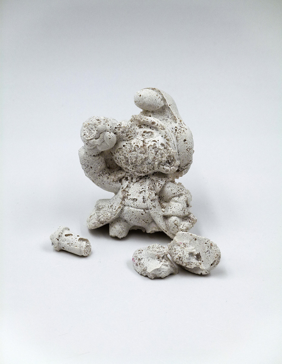 Puffi, 3,5x6x4,5cm, 2019
