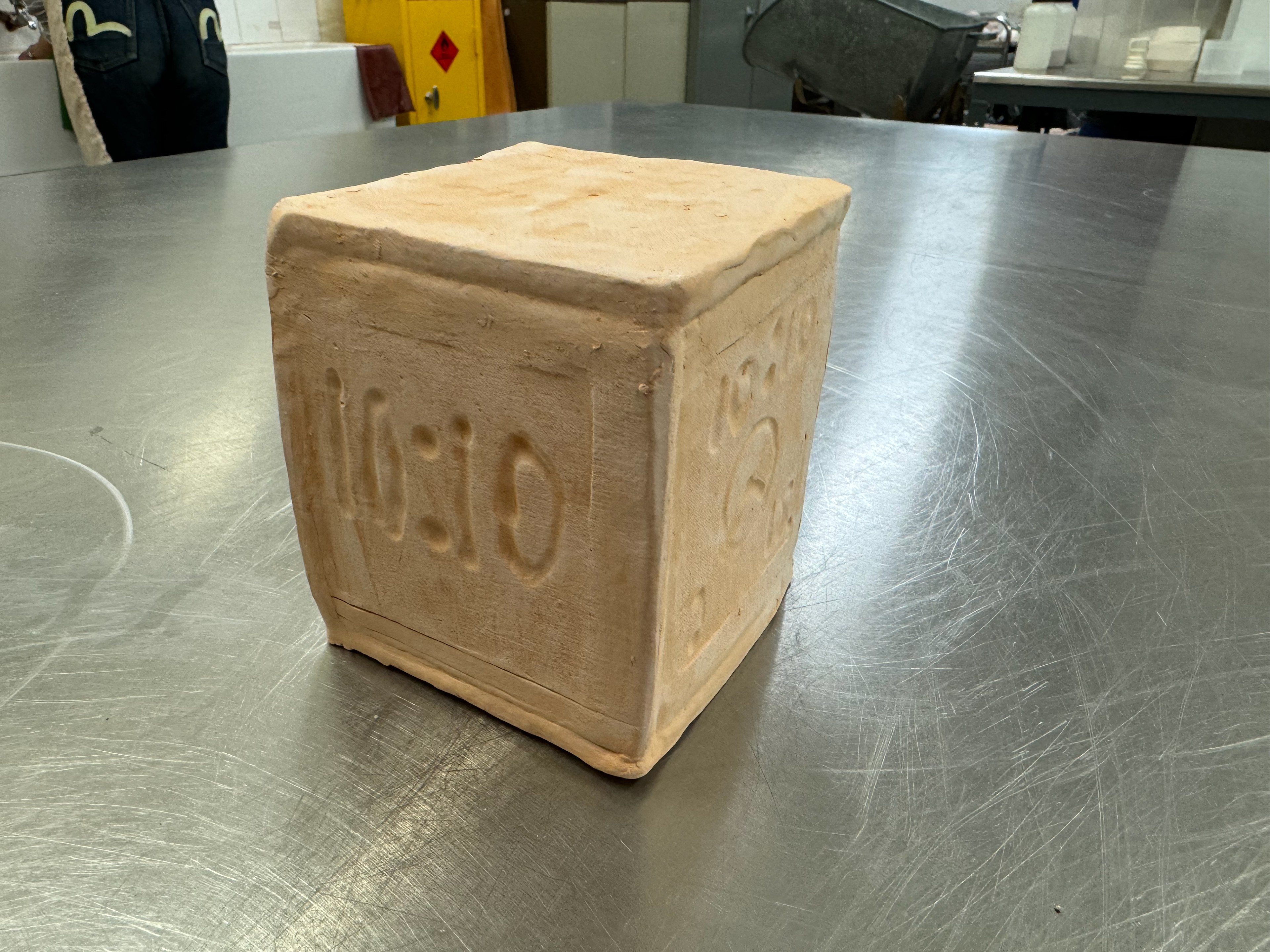 Side view of the fire cube.