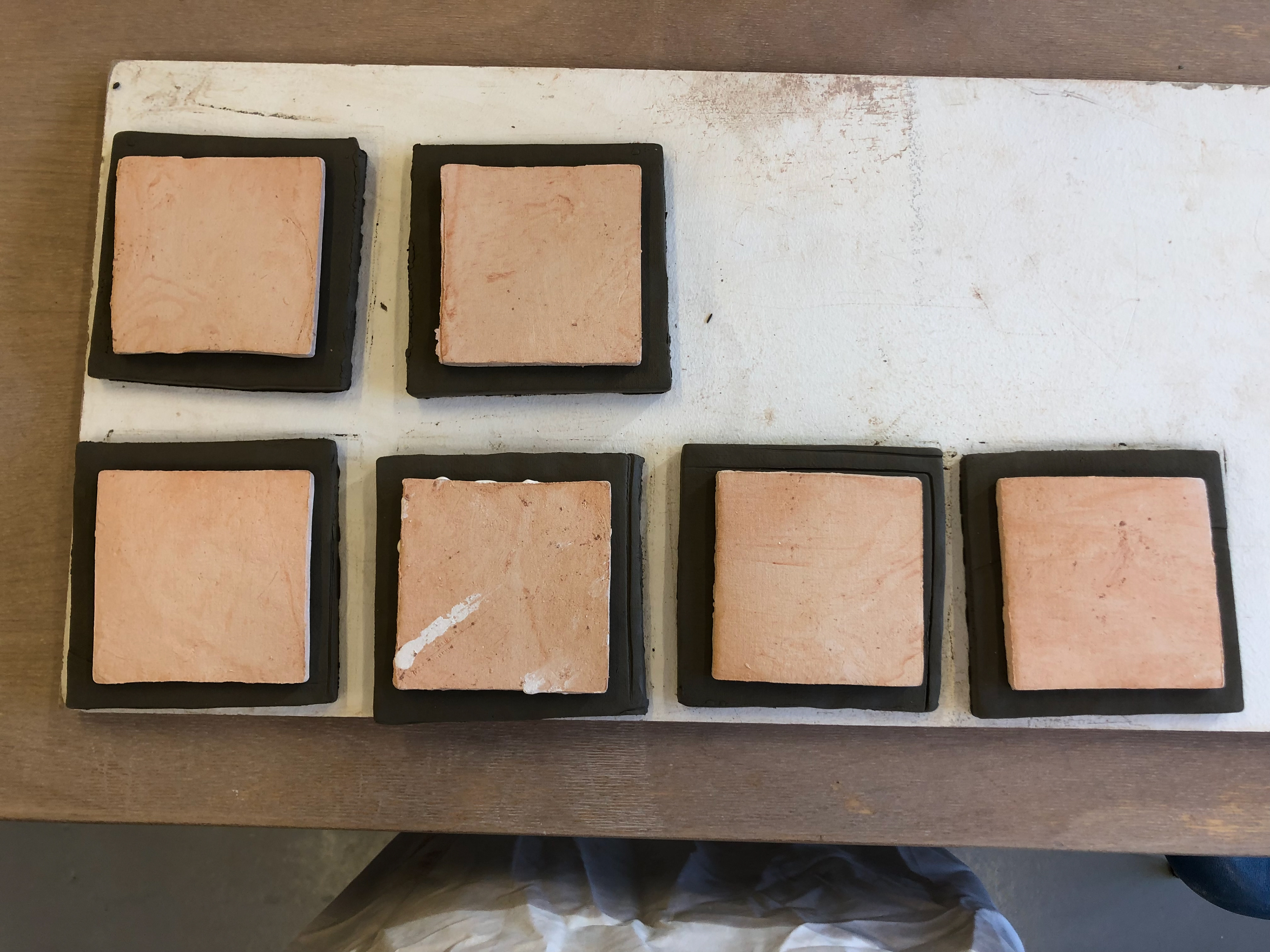 Ready to be pushed into larger tiles. I will build the cube on each side has its "imprint"