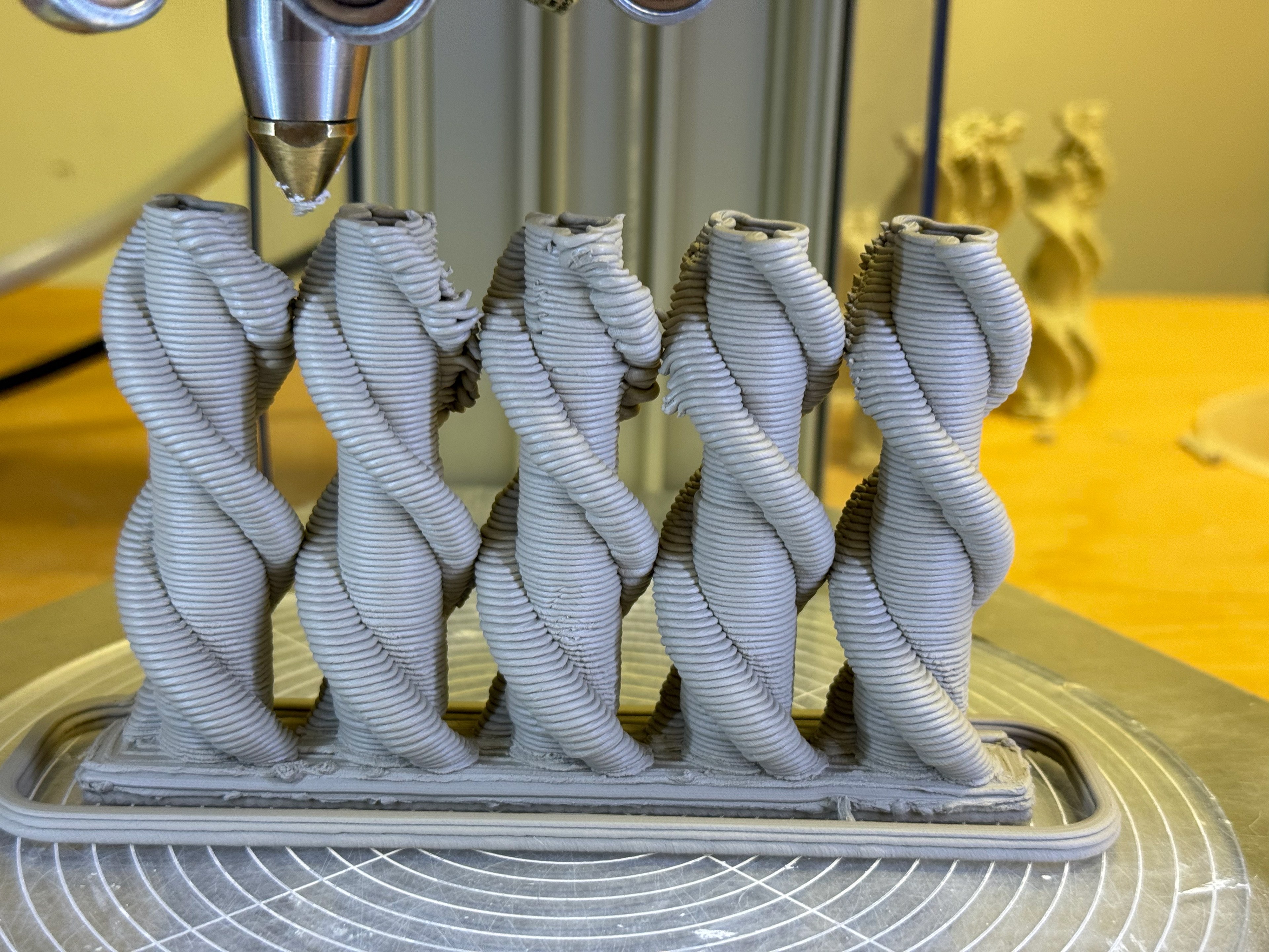 The issue "spiralled" into a problem.