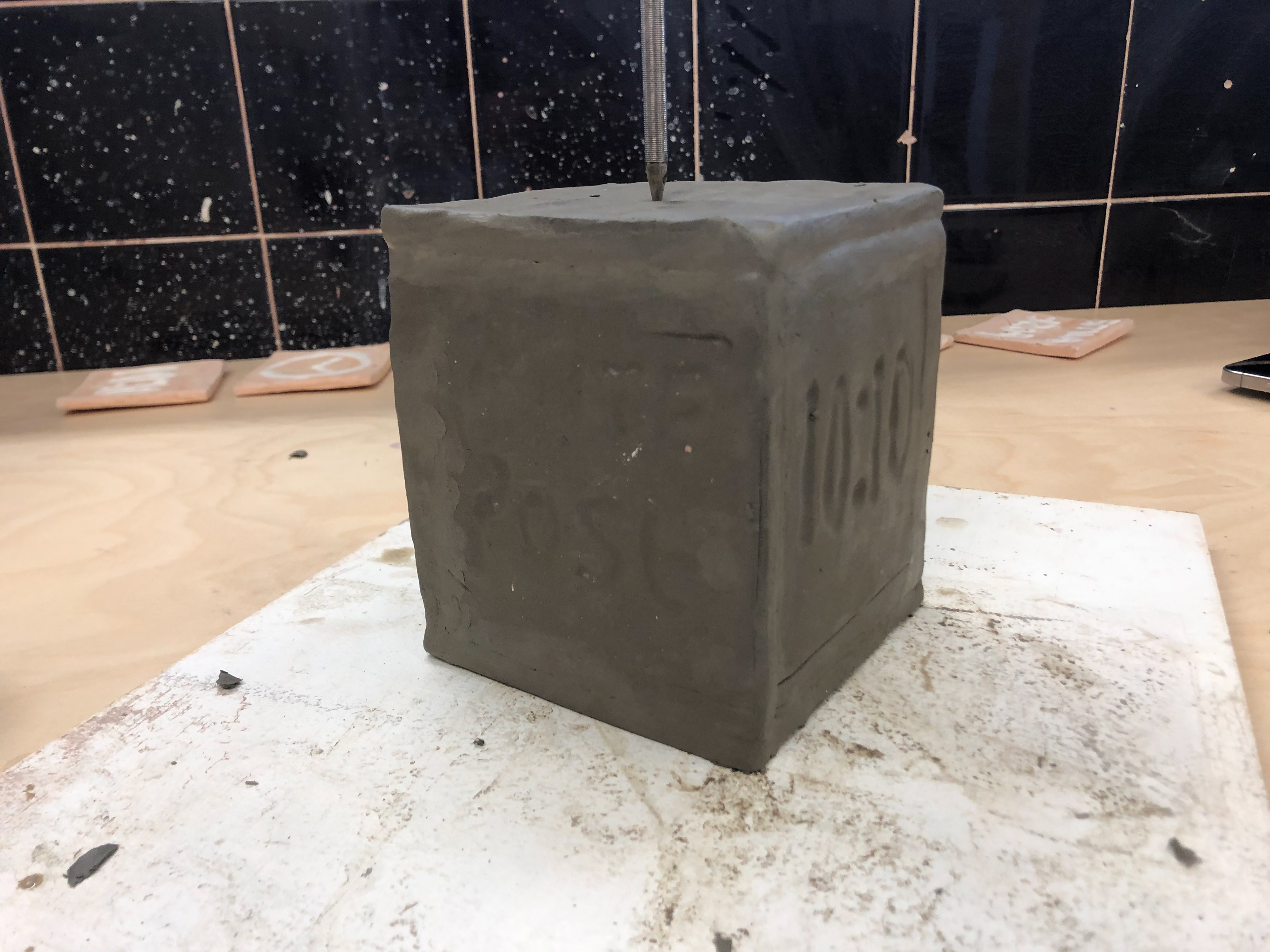 Side view of the cube.
