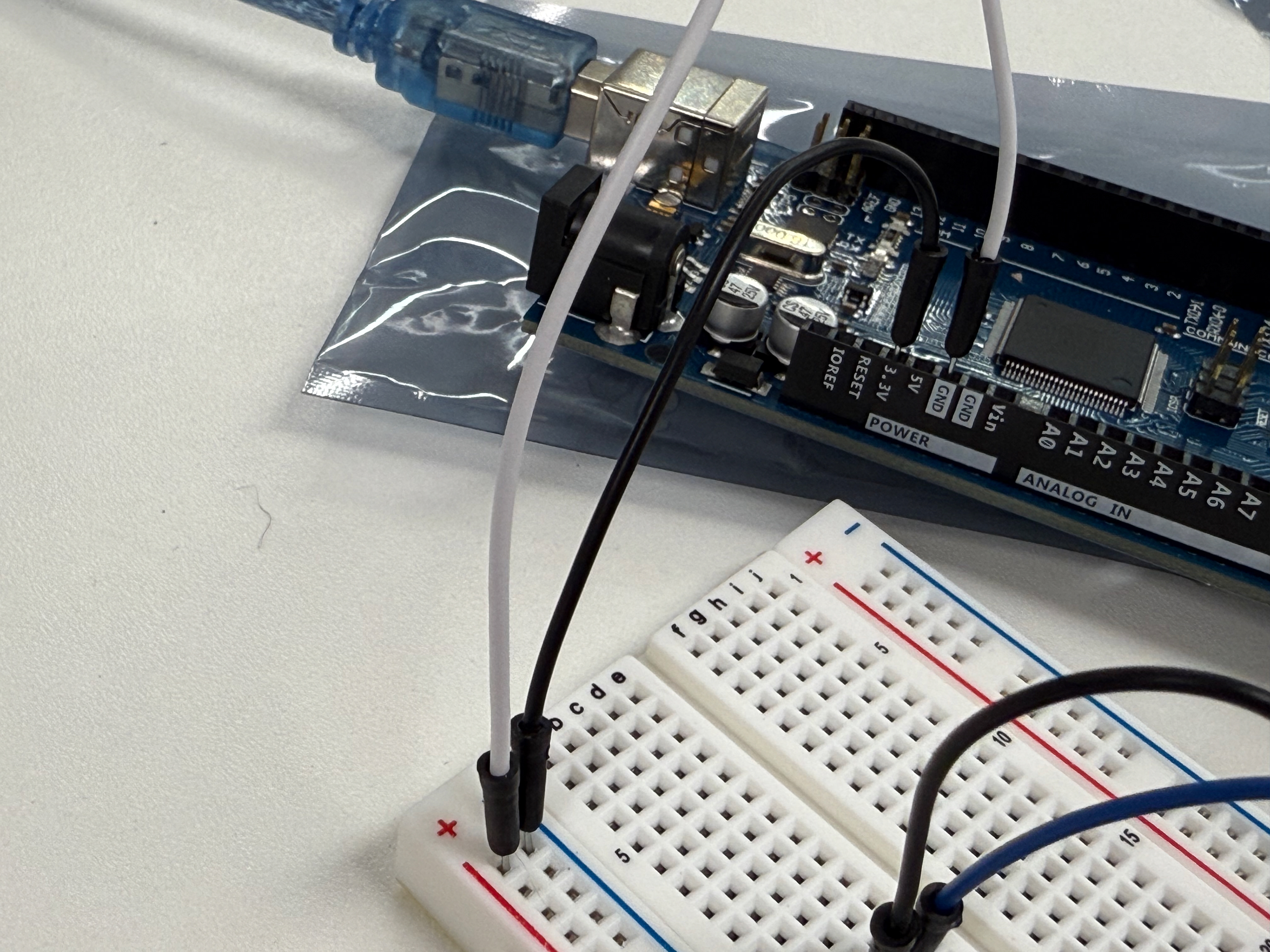 Connections into the Elegoo