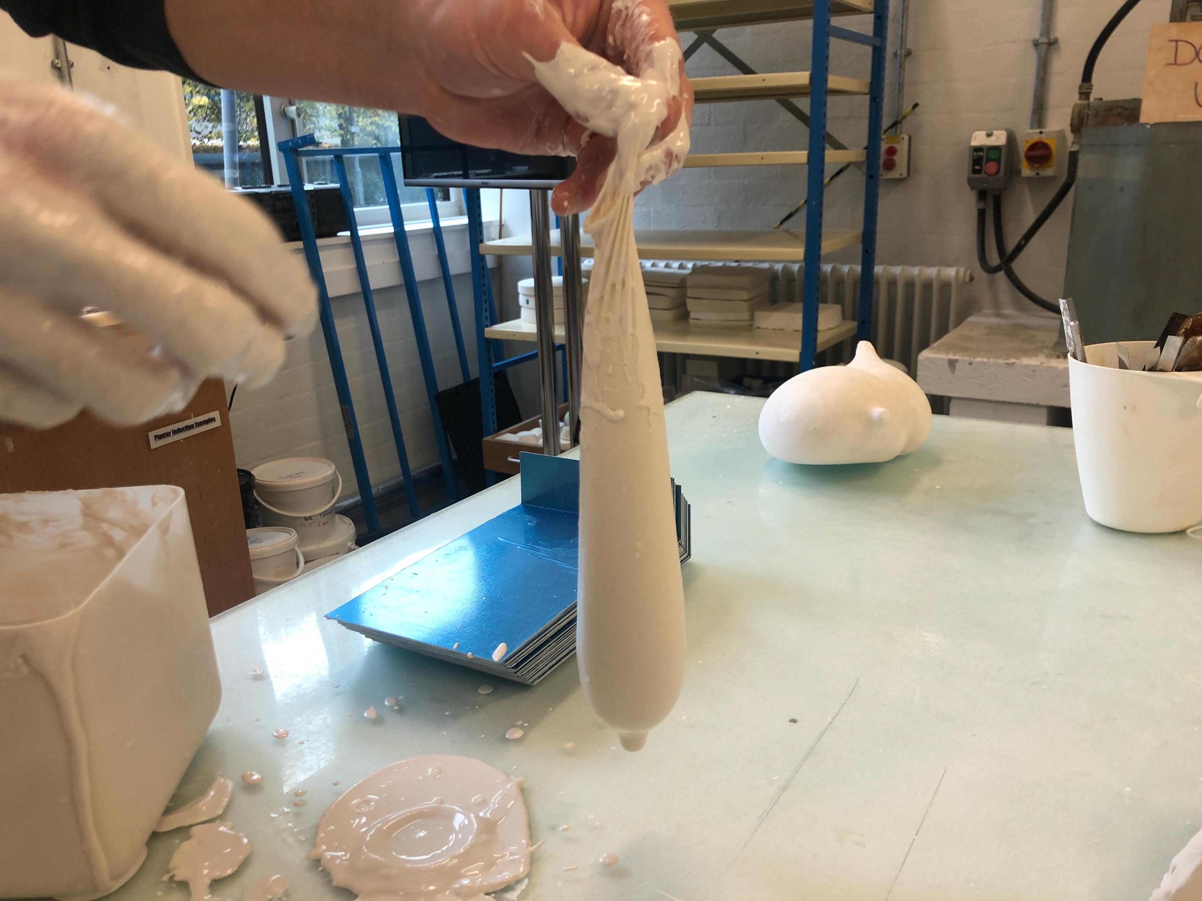 Filling a condom with plaster