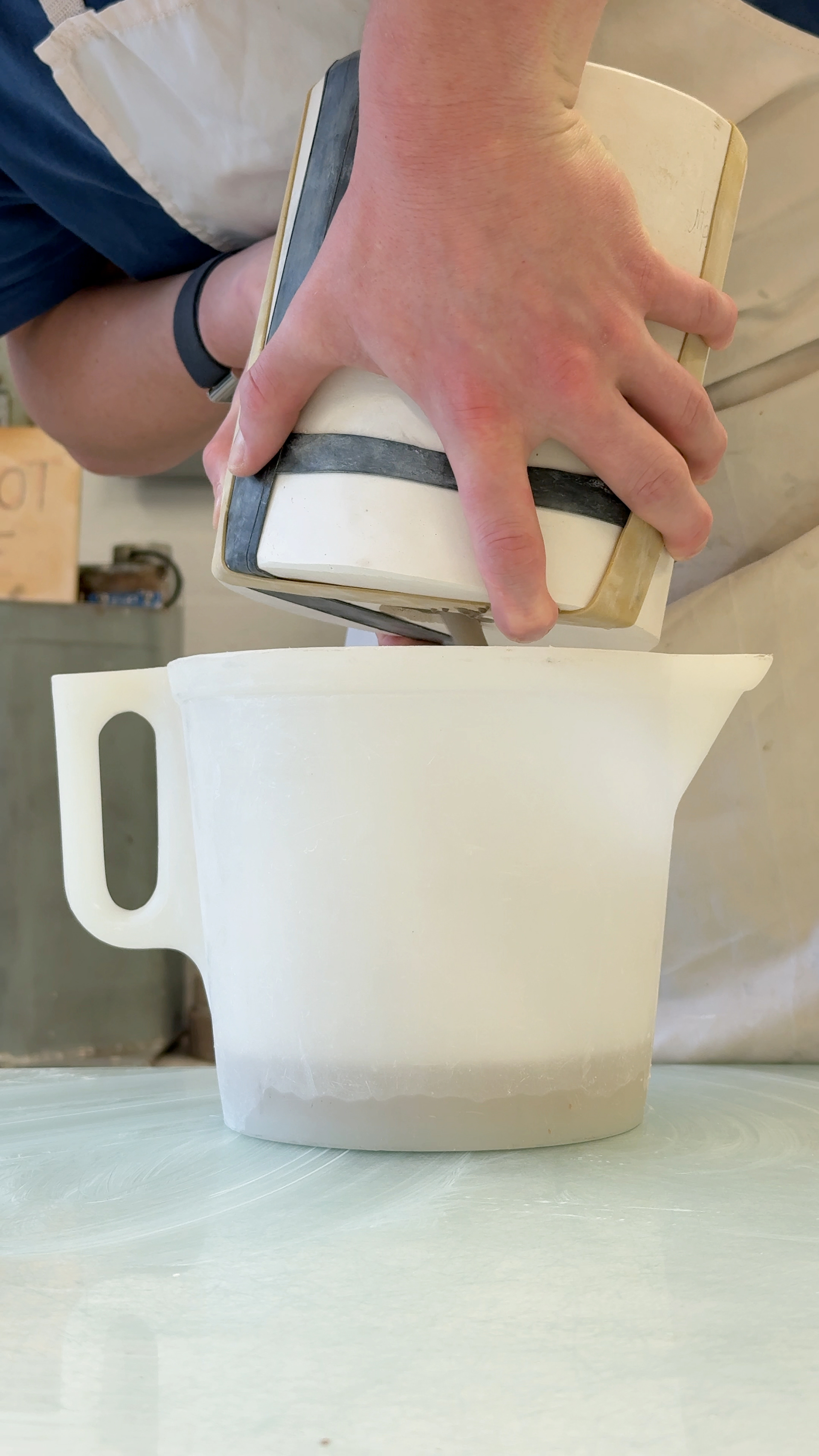 After leaving the filled mould for 30 minutes, I drained the remaining liquid slip out to help the "set" slip dry.