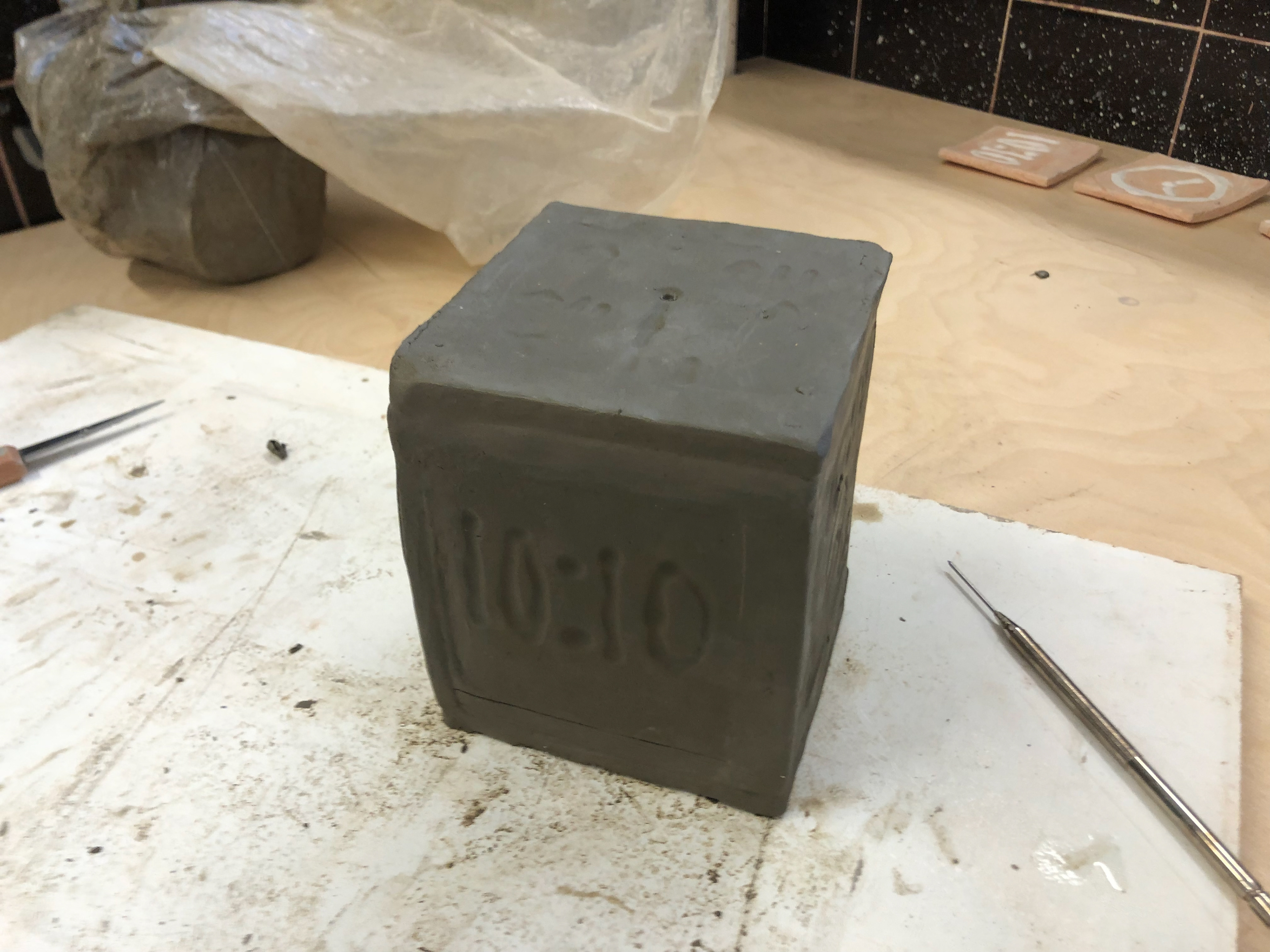 Side view of the cube.