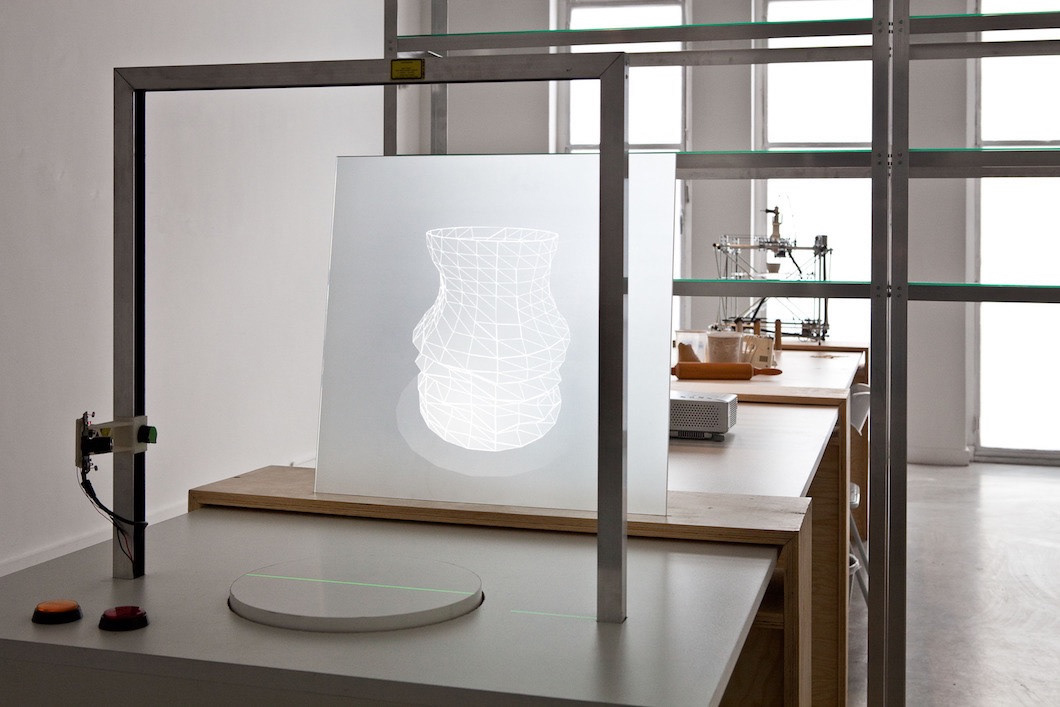 The hand movement scanner - https://unfold.be/pages/l-artisan-electronique.html