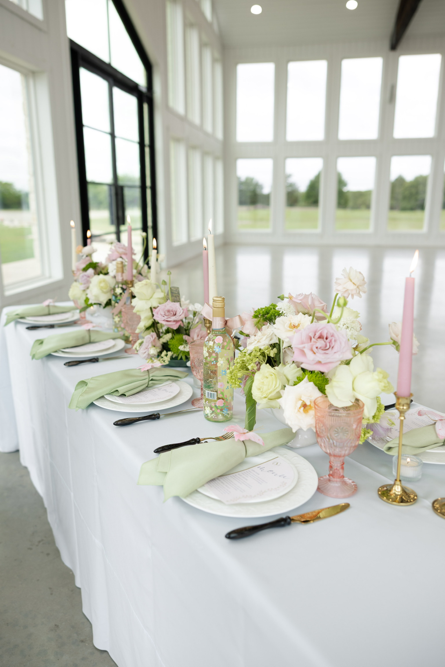 Full tablescape