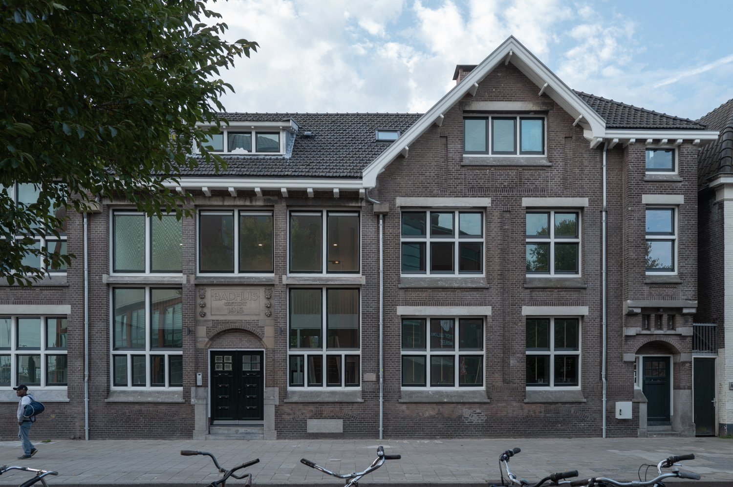 Badhuis Kanaalstraat