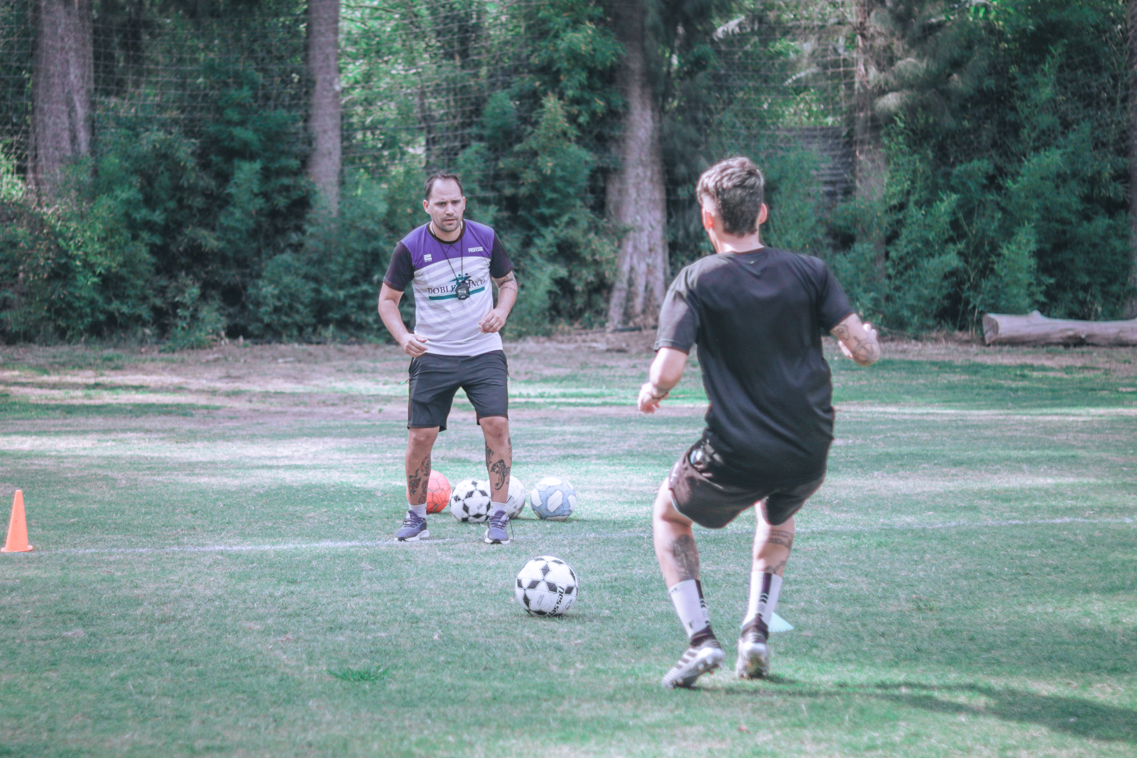 Éxodo Soccer Training Agency, Uruguay.
