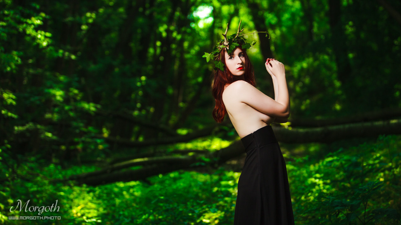 Lesná čarodejka / Forest witch