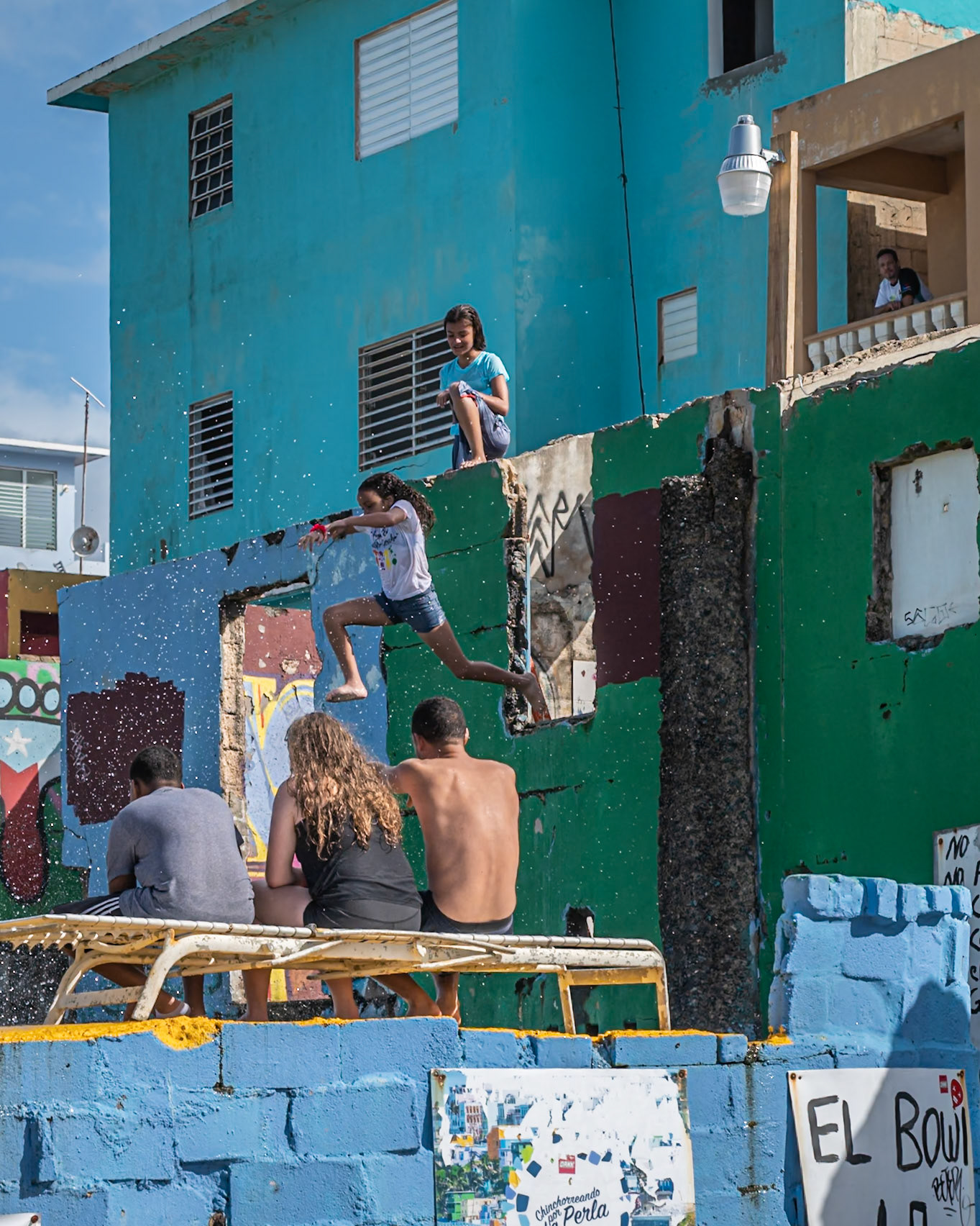 El Bowl jumping, Old San Juan