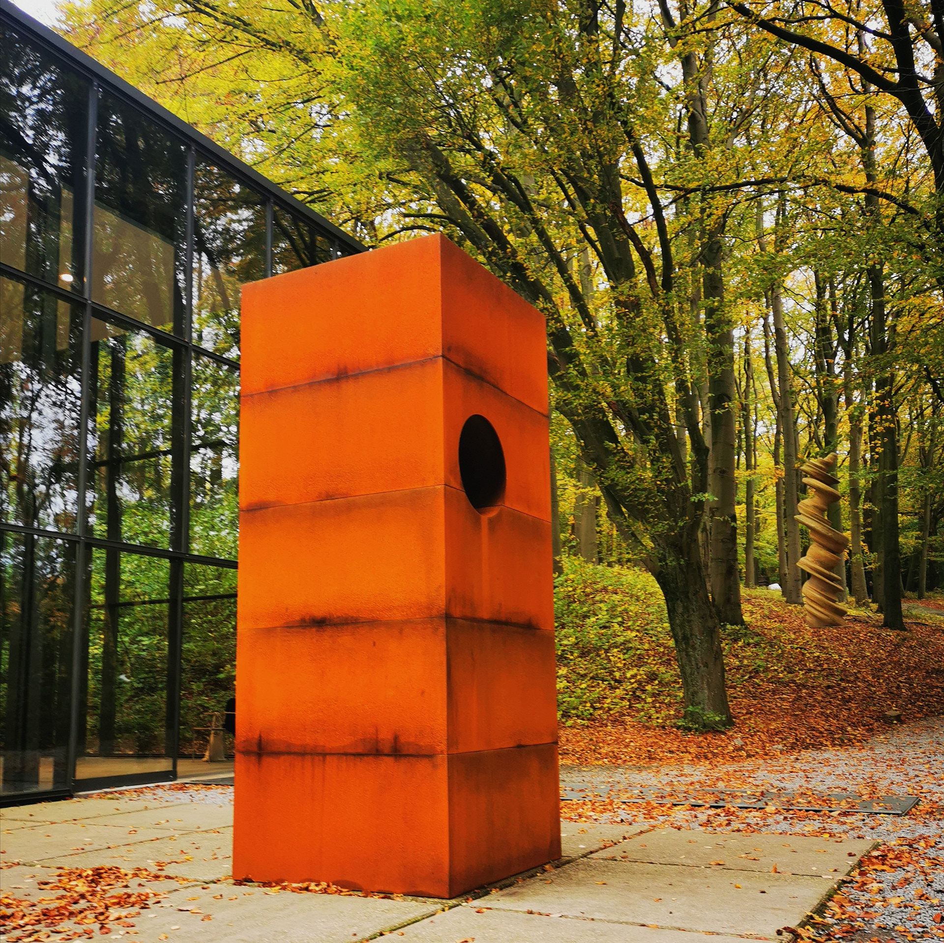 Skulpturenpark Waldfrieden von Tony Cragg mit Skulpturen von Tony Cragg und Wechselausstellungen weiterer Künstler Bildhauer in Wuppertal Unterbarmen/Elberfeld