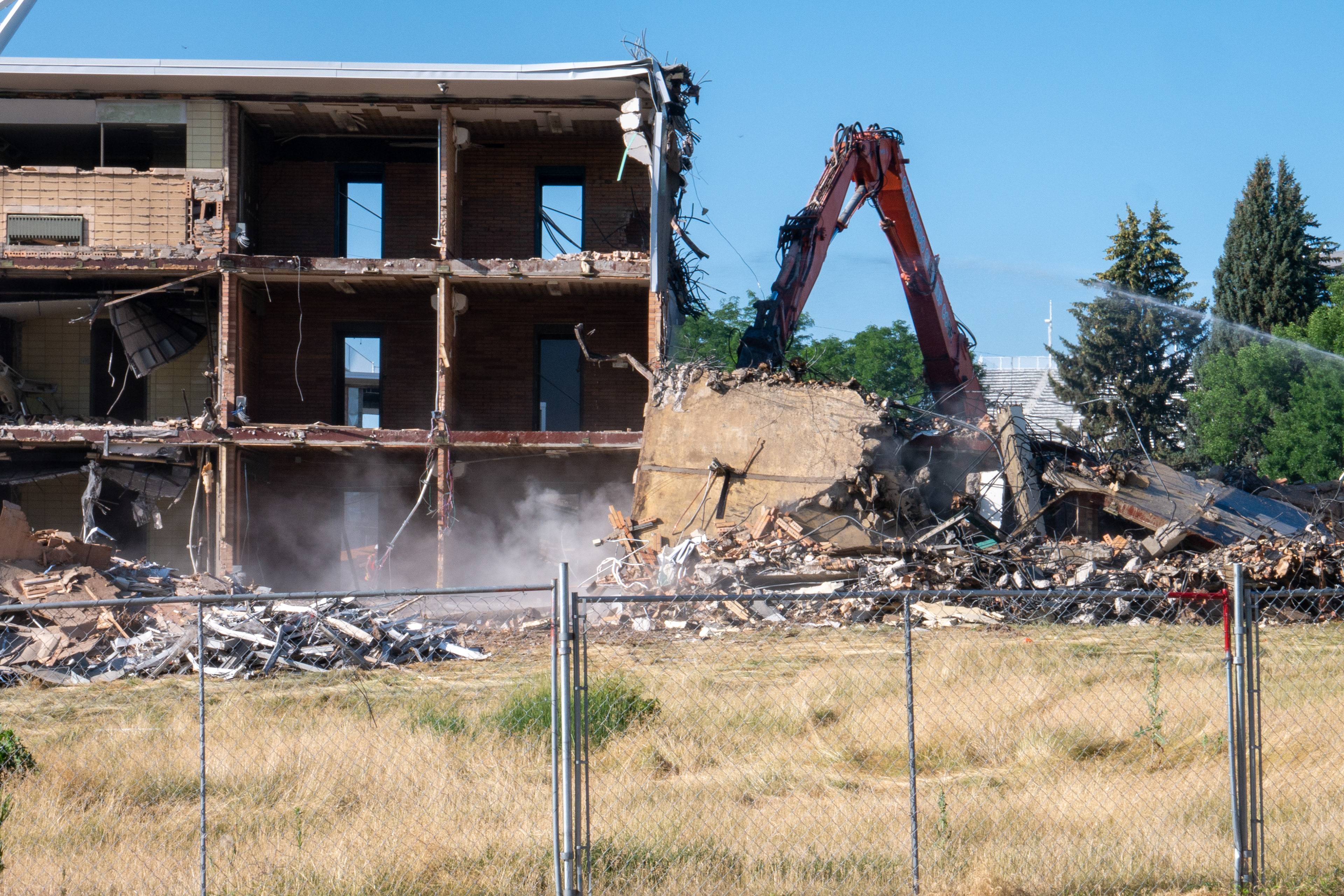 Demolition of the NW wing, north-facing side
