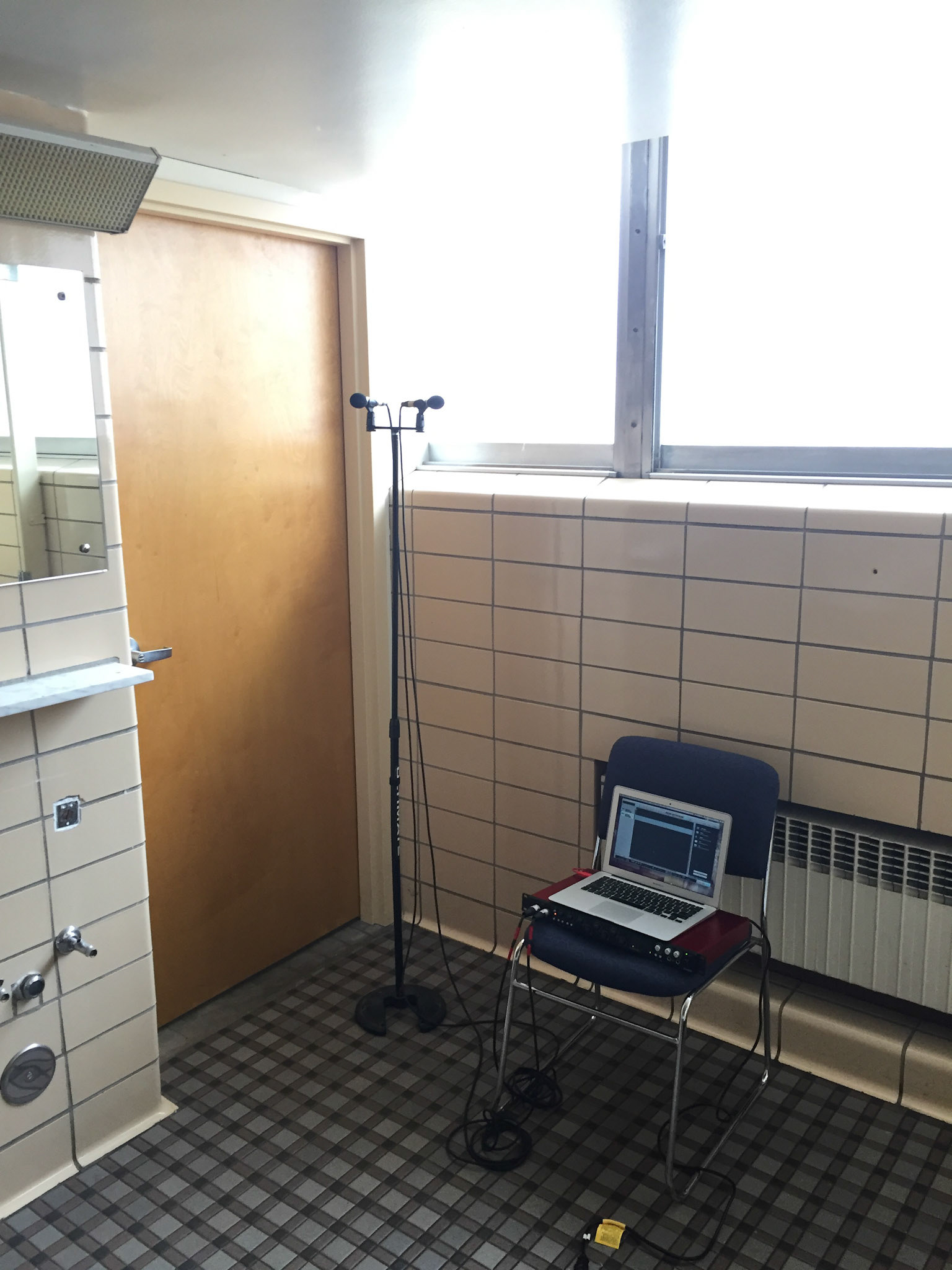 Recording impulse responses in a bathroom