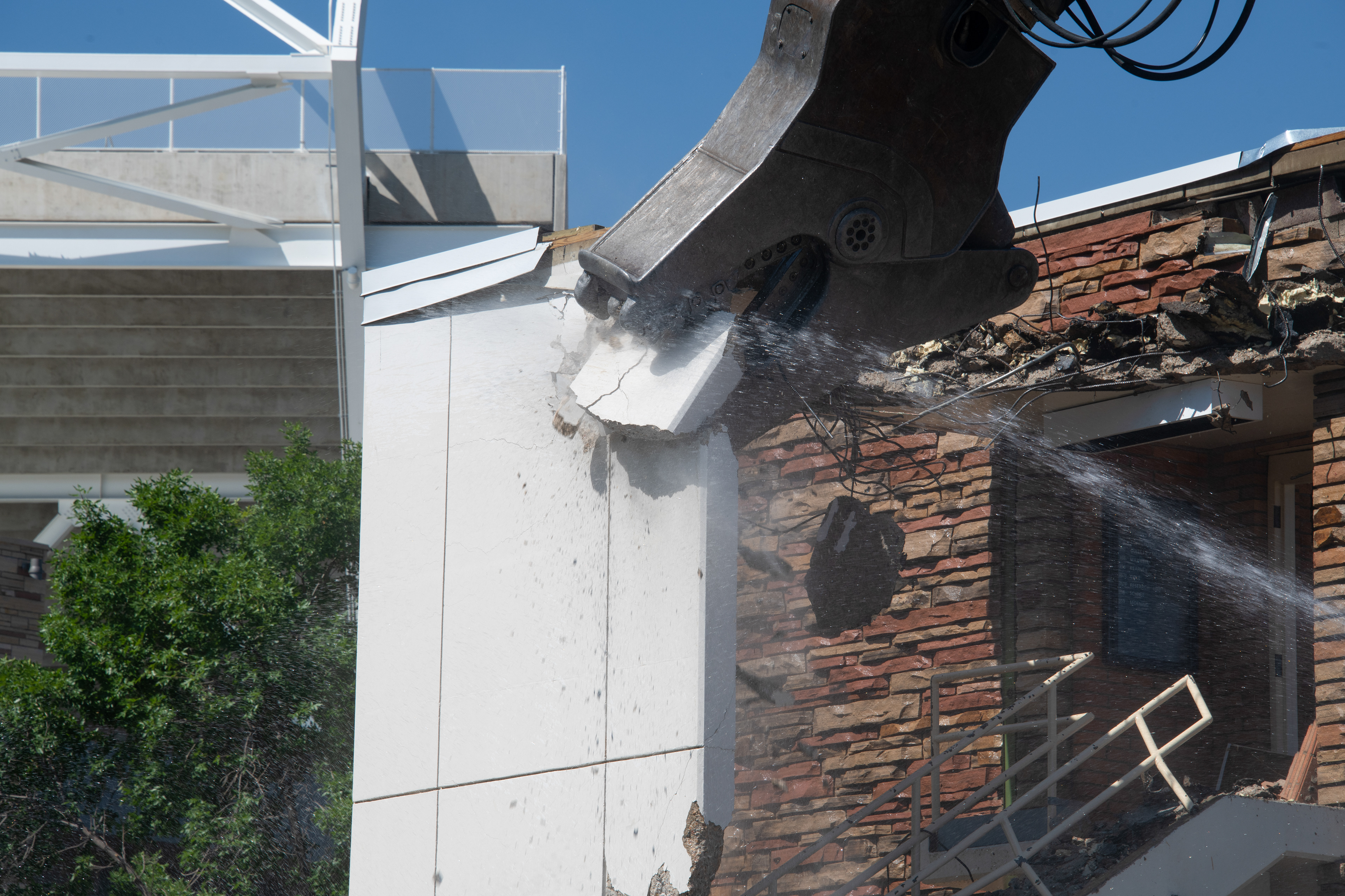 Demolition of the SE stairwell, north-facing side