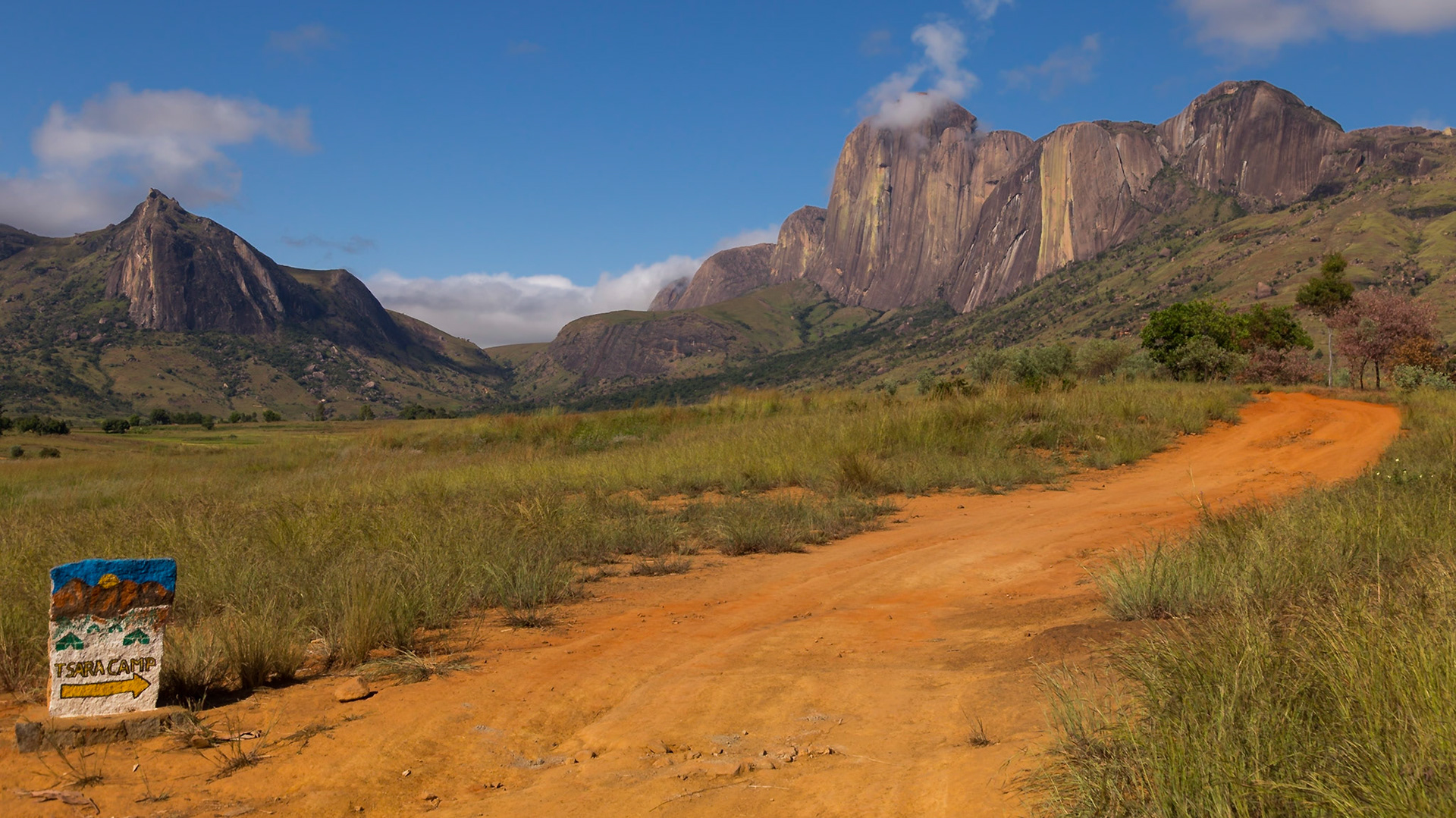 Camp Catta, Haute Matsiatra, Madagascar [Apr 2019]