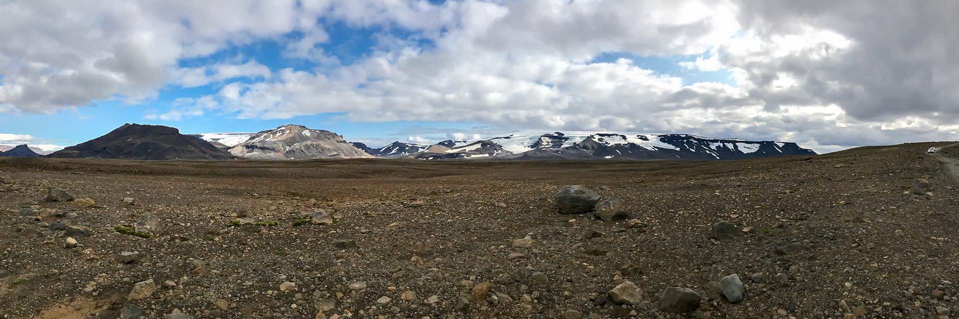 Kaliladur HIghway to Husafell, Iceland